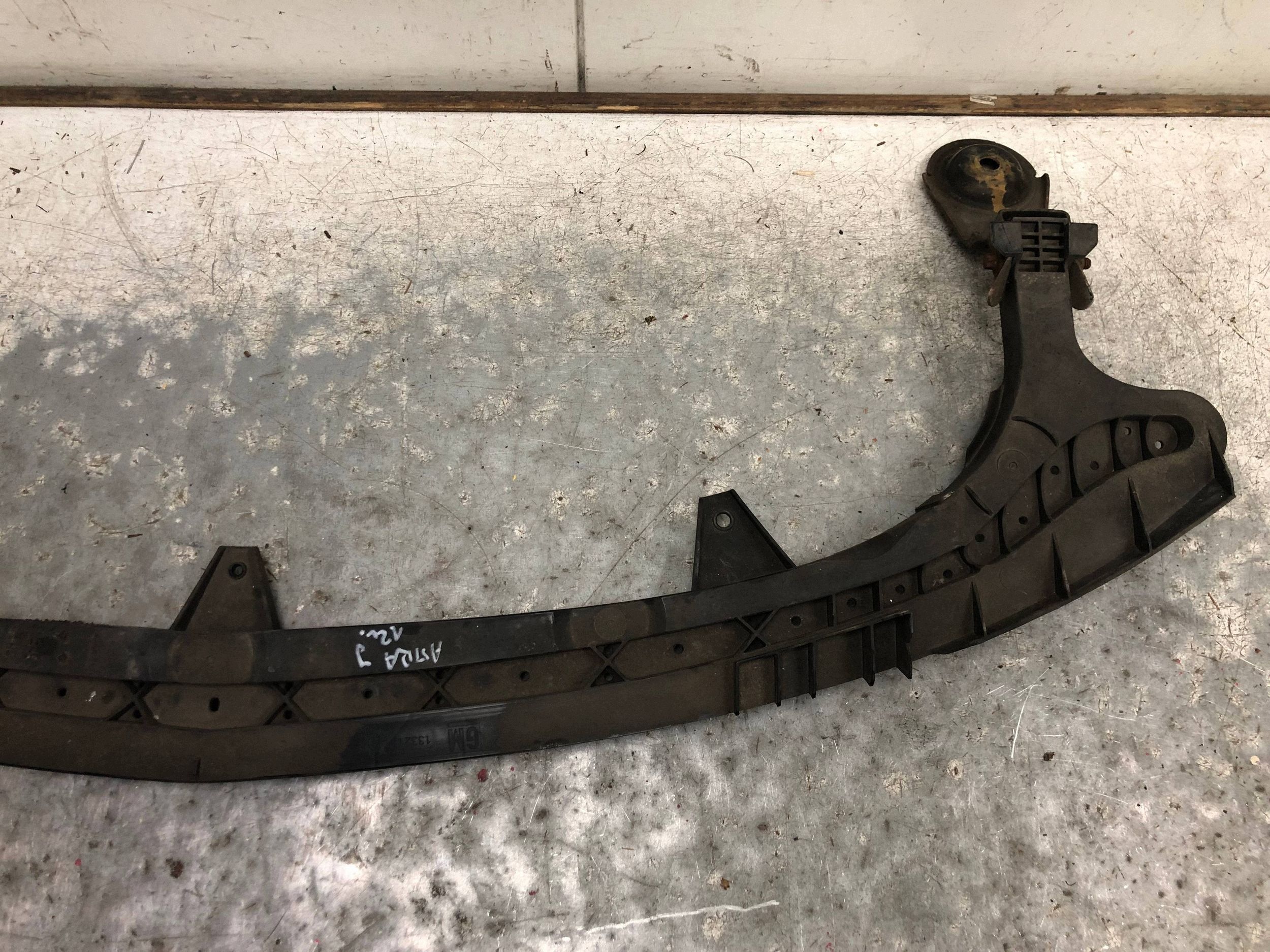 bumper support front OPEL ASTRA J KOMBI 13321314
