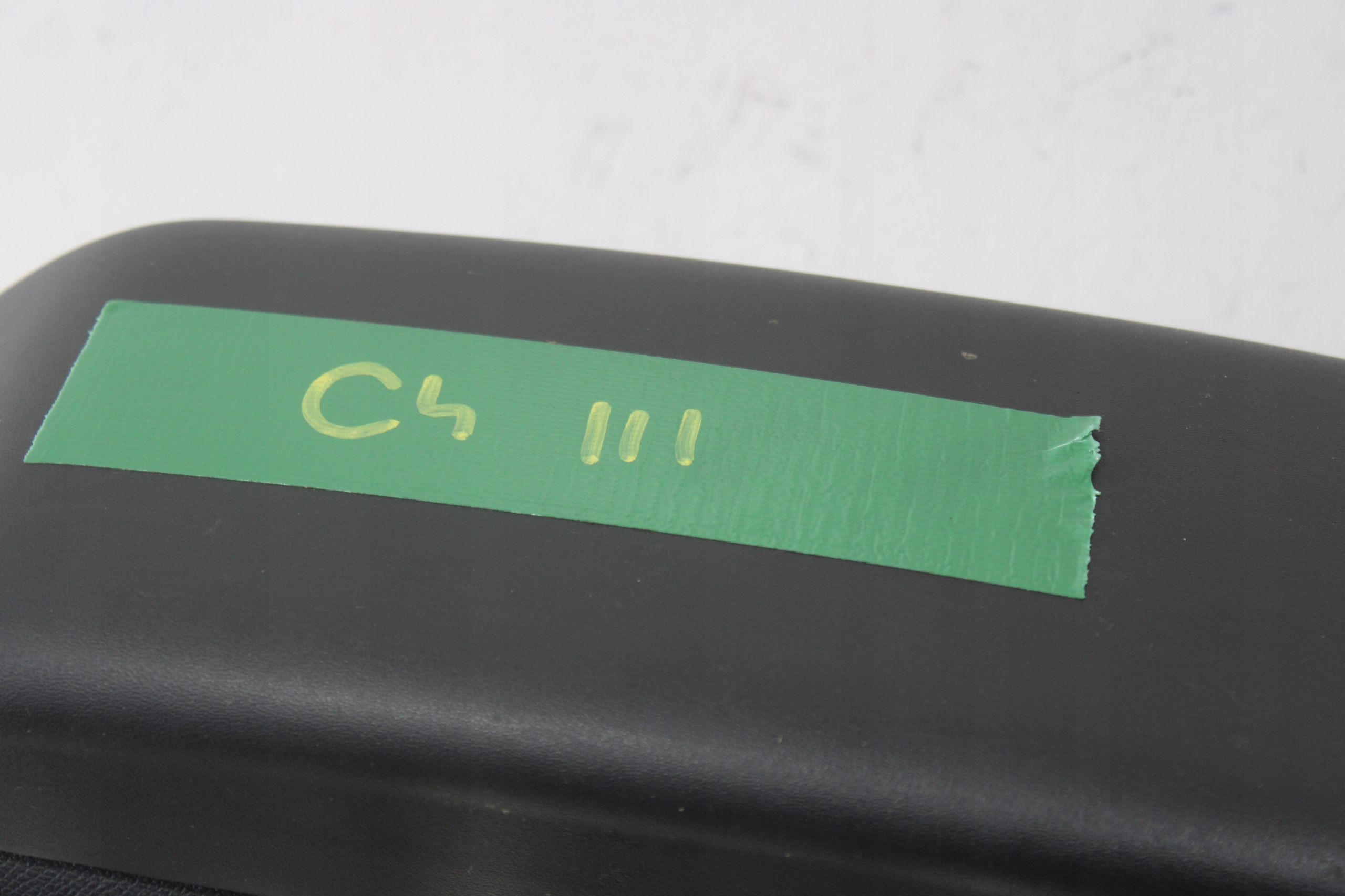 TUNEL central armrest CITROEN C4 III 3