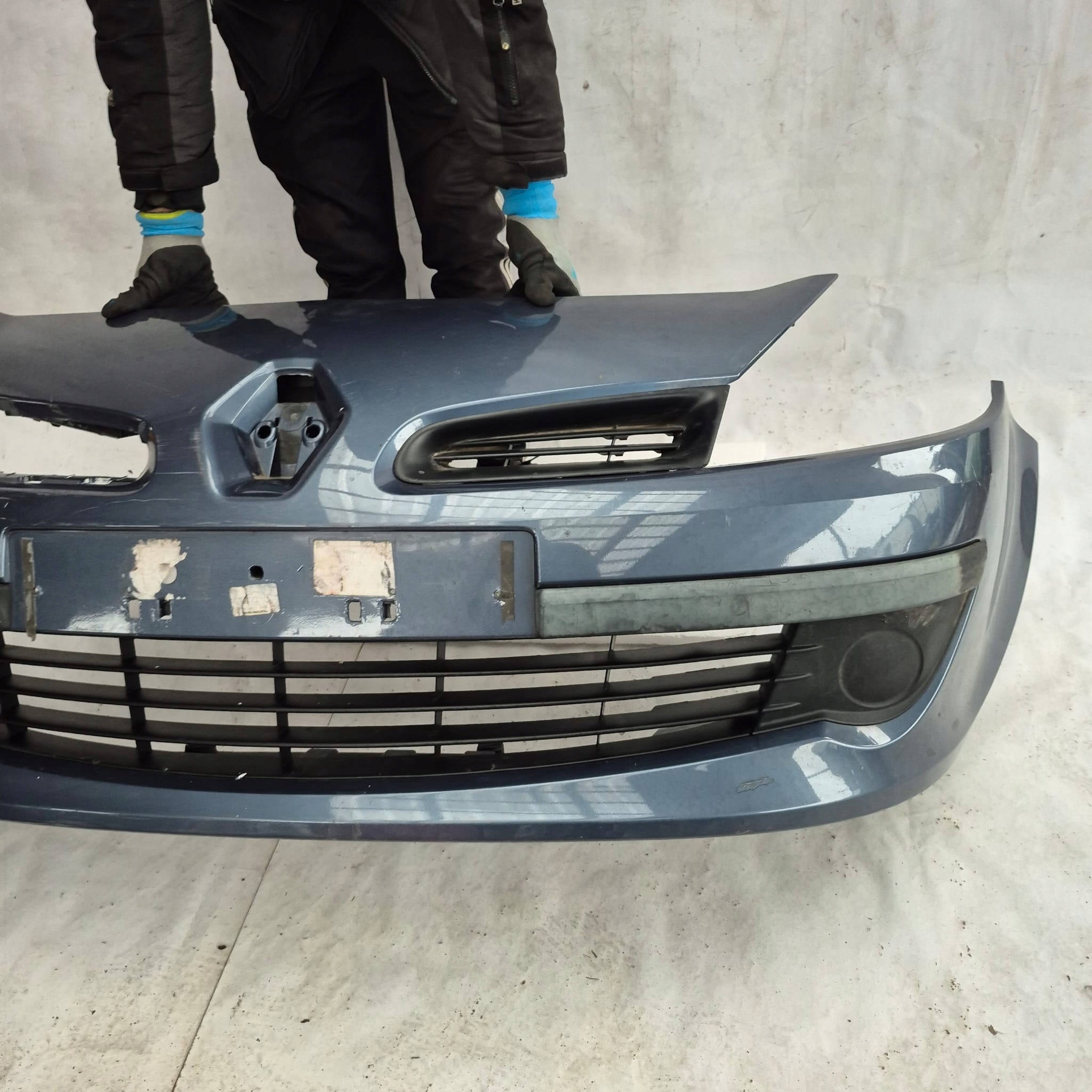 RENAULT CLIO III 3 195 05-09 bumper front front