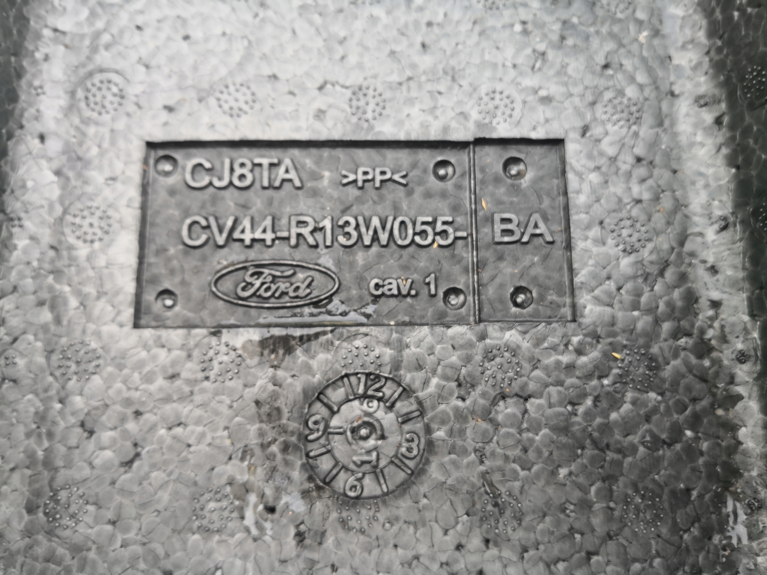 polystirene boot floor well KUGA MK2 CV44-R13W055-BA