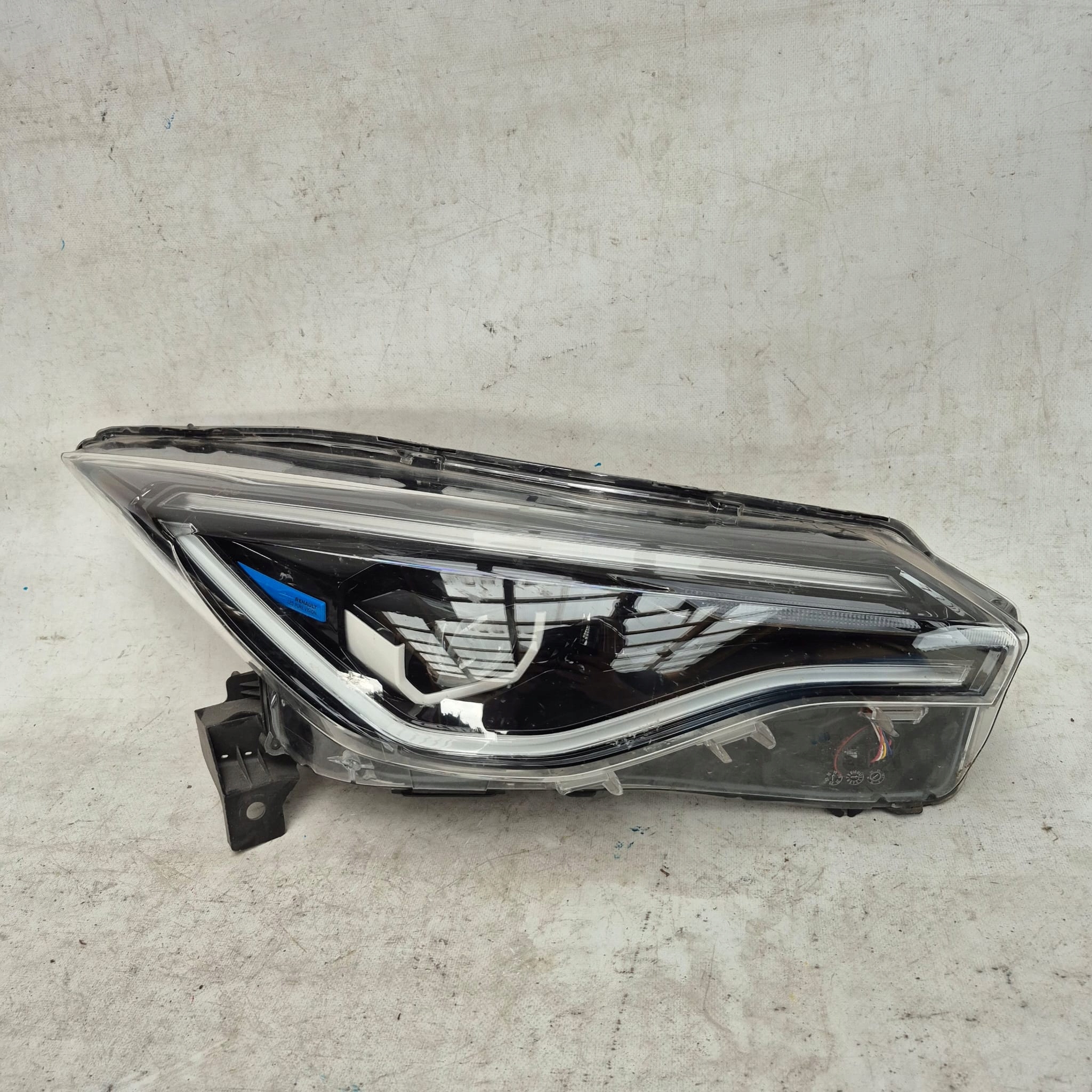 RENAULT ZOE LIFT 19- light right front front FULL LED 260102384R