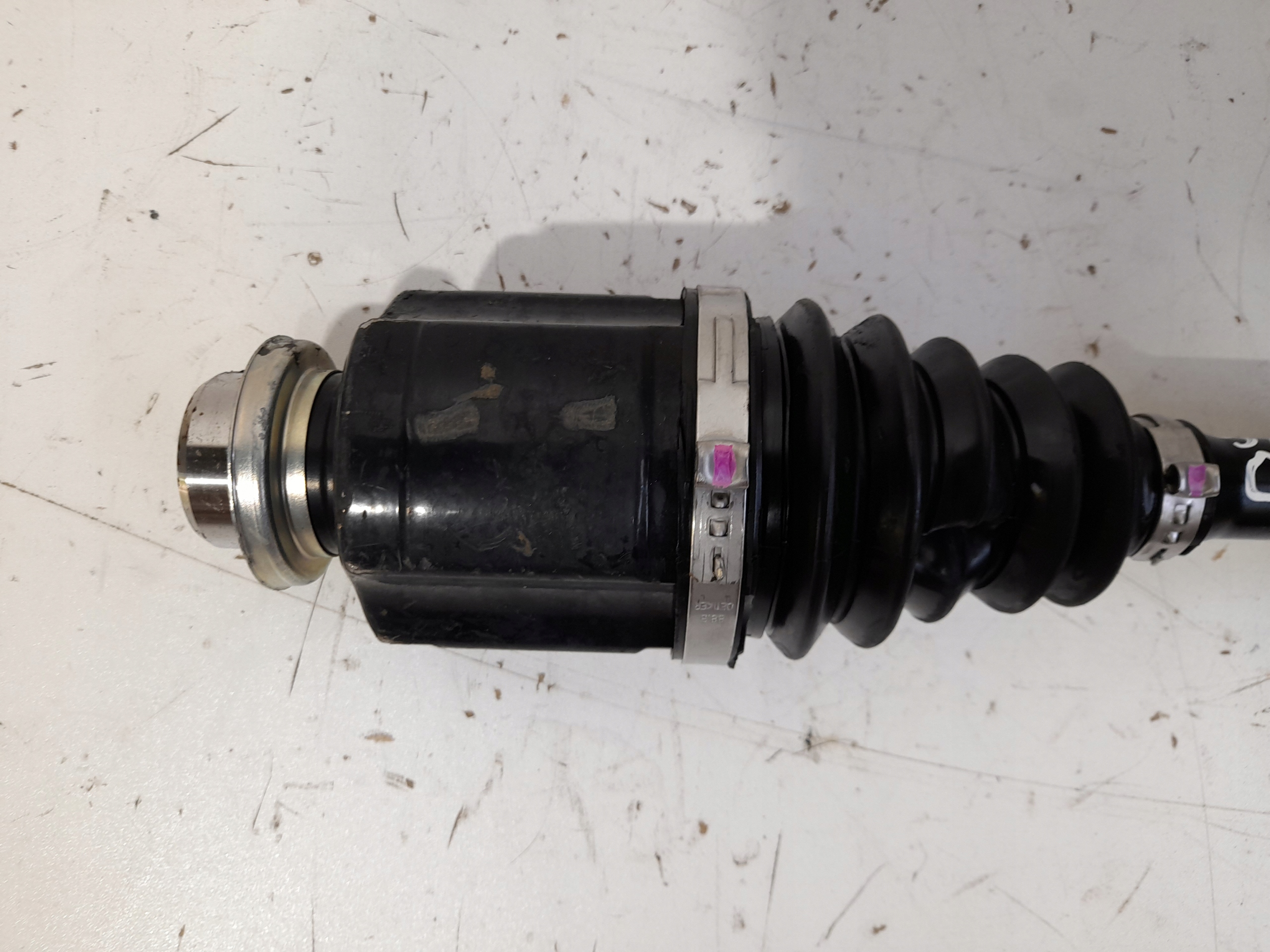 SUZUKI SX4 S-CROSS semi-axis front right EBJ100MBC156A (A26)