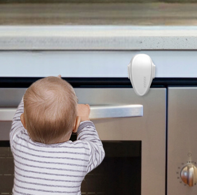 BLOKADA DRZWI DO PIEKARNIKA BEZPIECZEŃSTWO DZIECKA Kolor biel