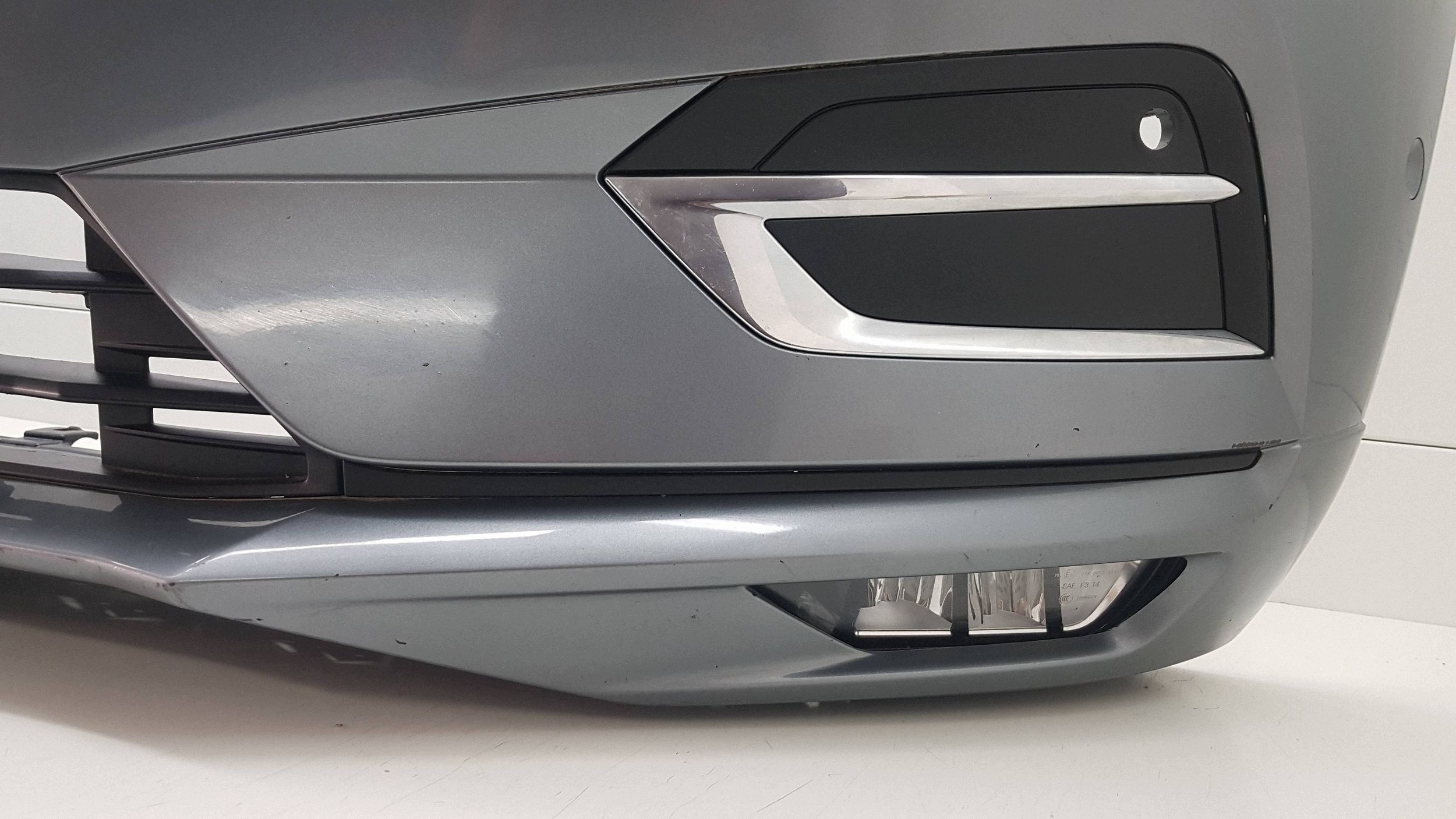VOLVO XC60 XC 60 2018 - bumper front 3142516