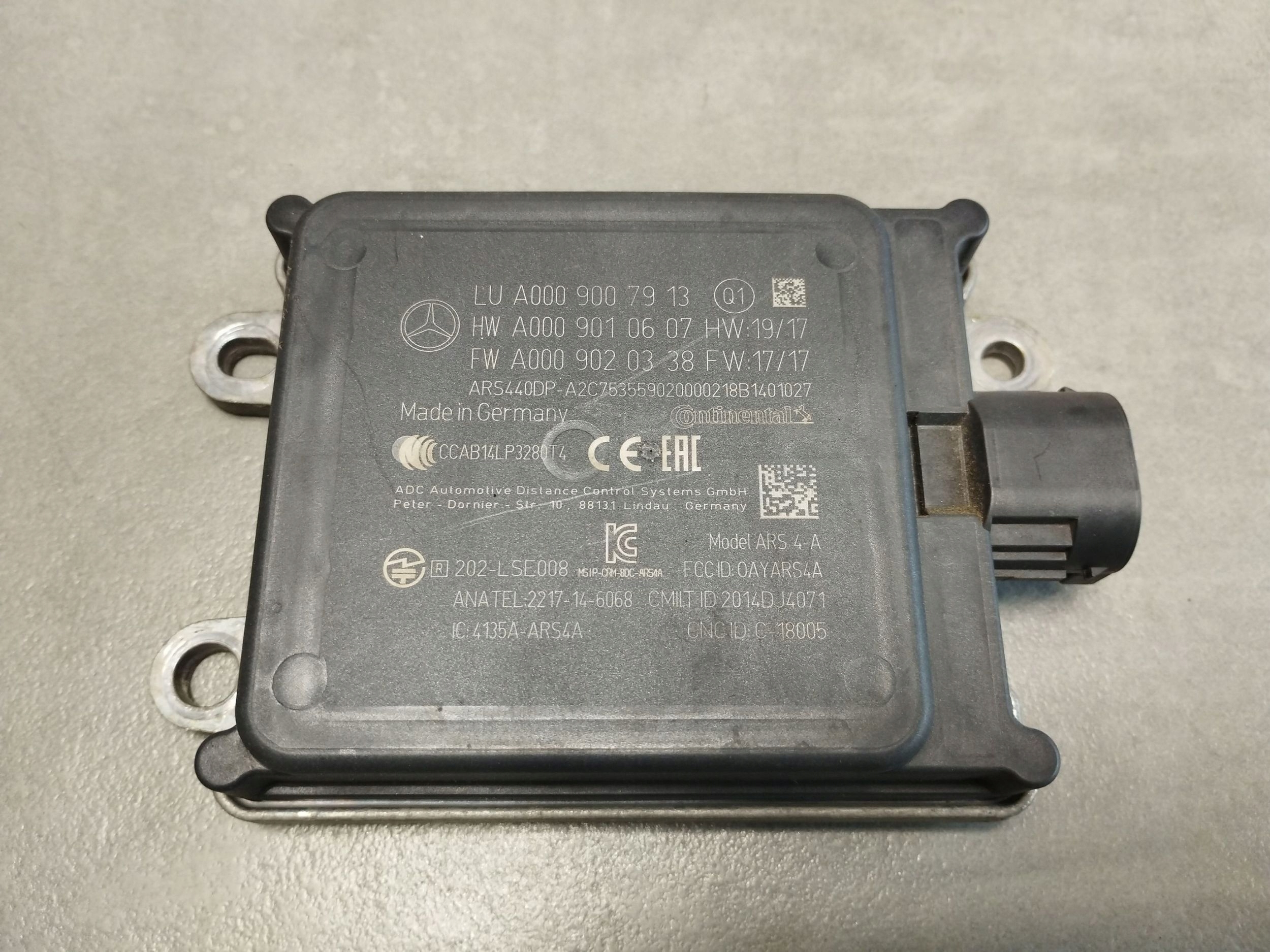 Mercedes-Benz E W213 radar sensor distronic A0009007913