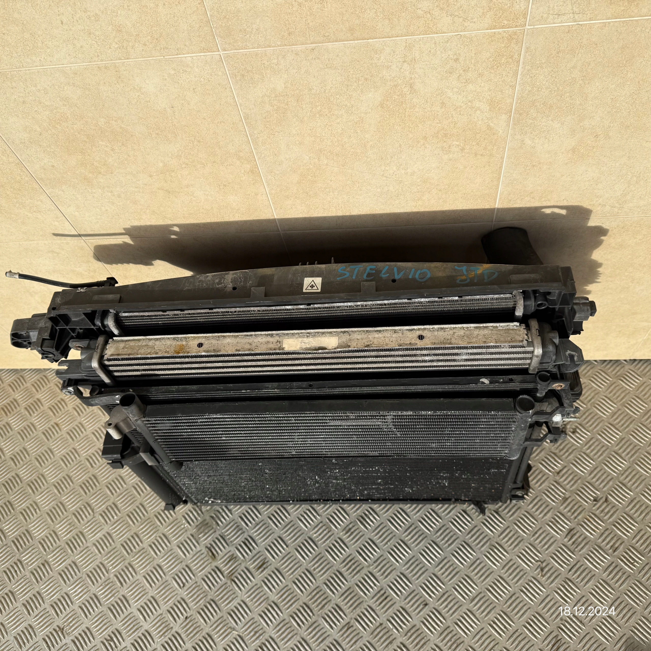 radiator ALFA ROMEO STELVIO 2.2 JTD 2018 ROK