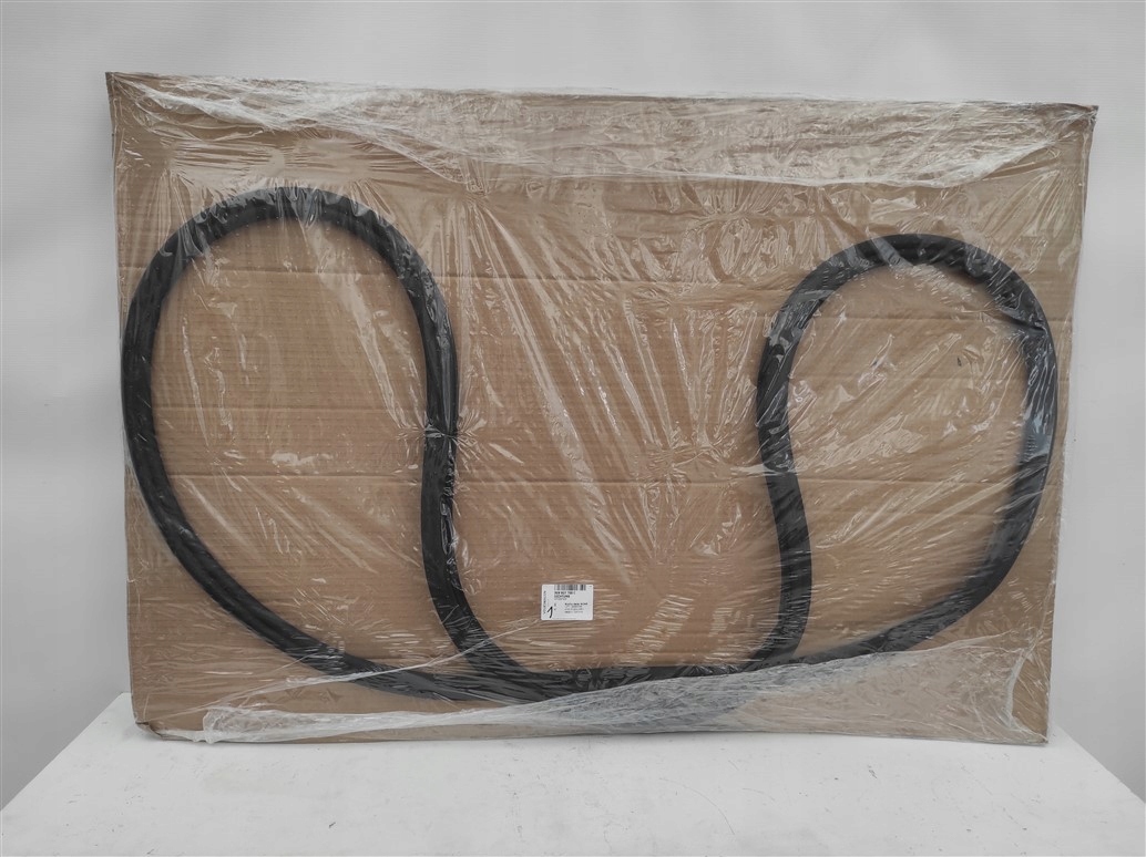 3G9827705C - Прокладка крышки багажника VW PASSAT B8 3G9 универсал