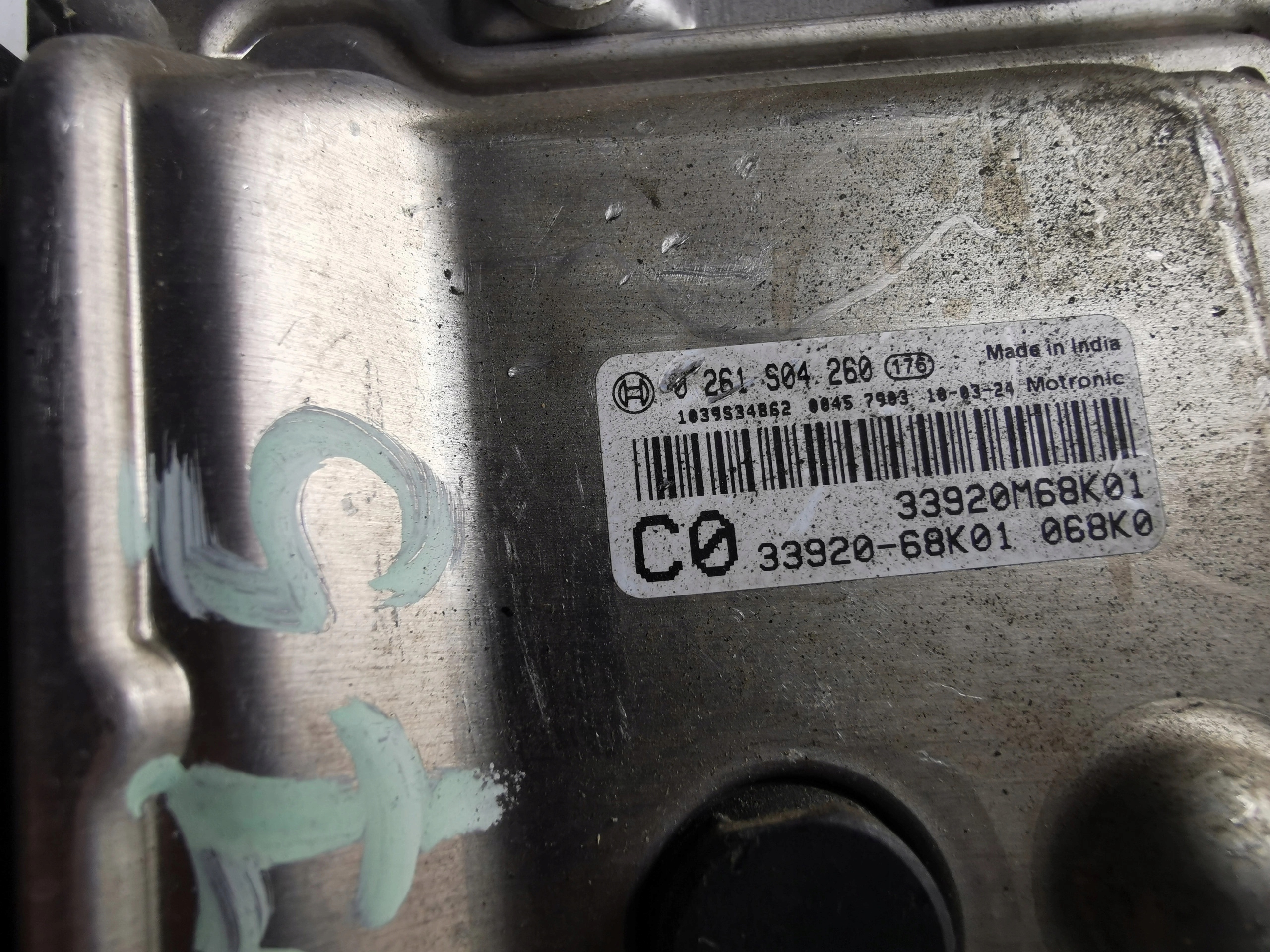 SUZUKI ALTO 1.0B 0261S04260 33920-68K01 Computer E