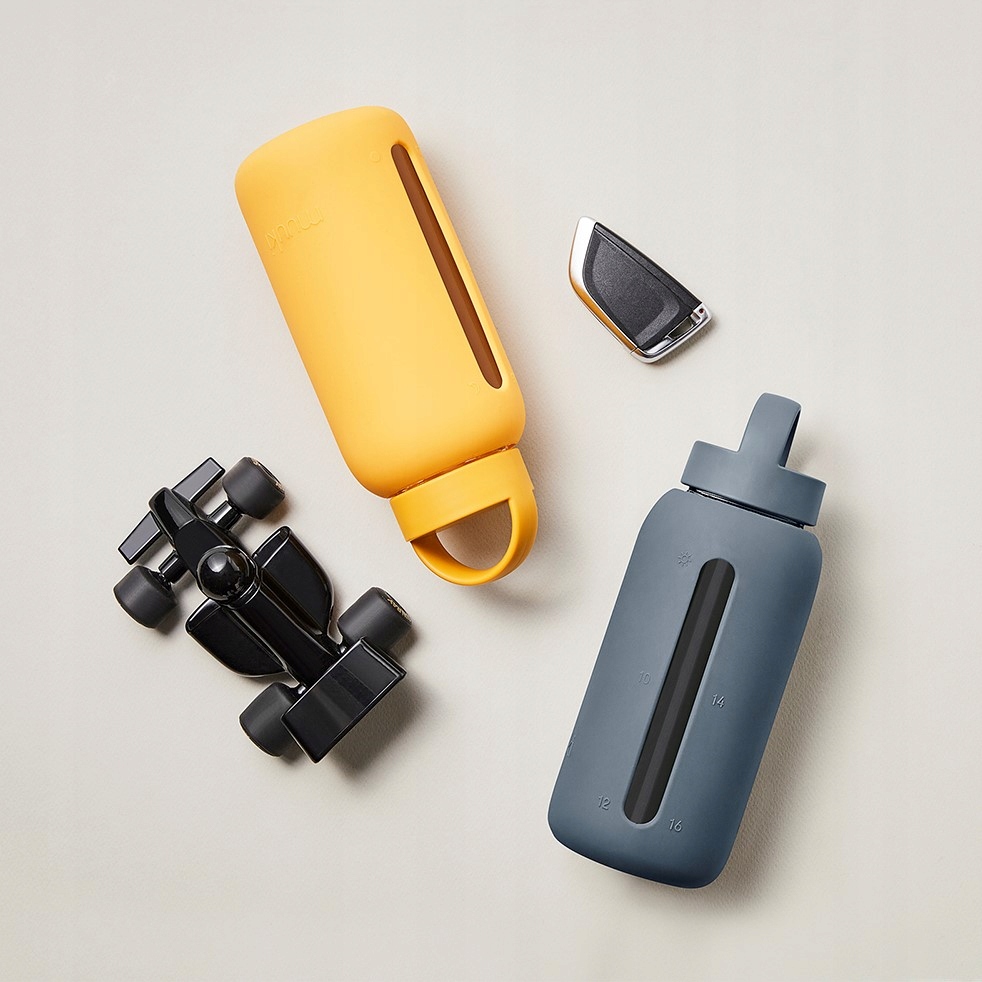 MUUKI butelka na WODĘ / NAPARY Mustard + słomka Kod producenta 5904533542950