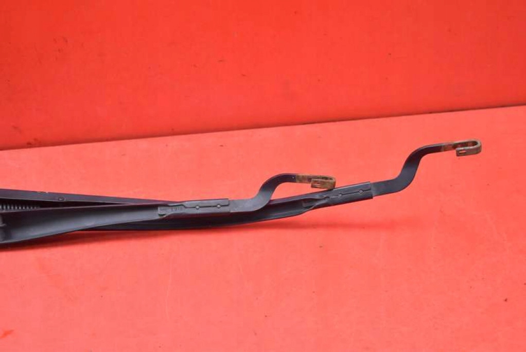 wiper arm front EU HYUNDAI I40 and 40 15-20