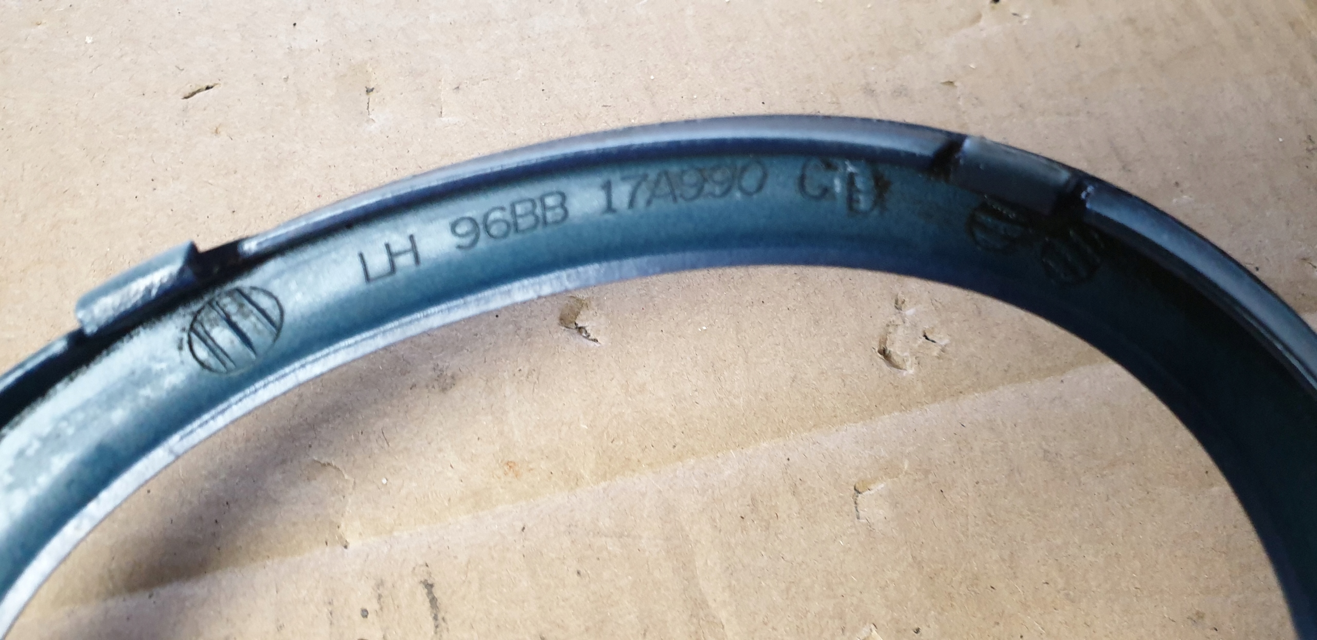 kryt obal mlhovky RÁM levý předek FORD MONEO MK2 OE
