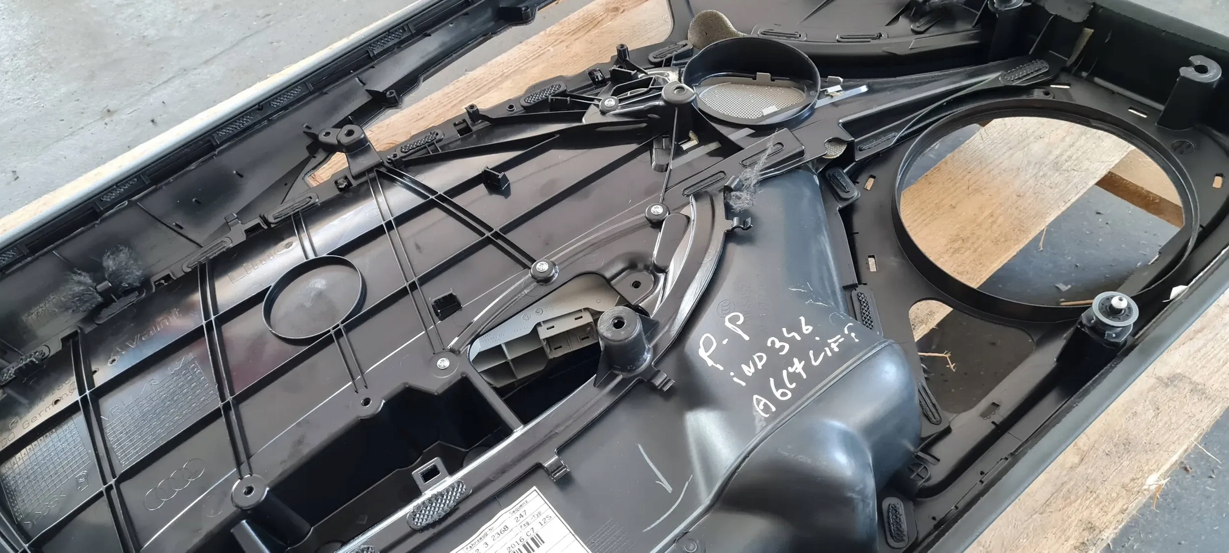A6 C7 4G LIFT side door right front front FLINTGRAU 4G1867104C