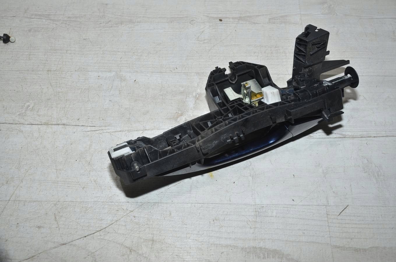 handle left rear part Mercedes W176 lift