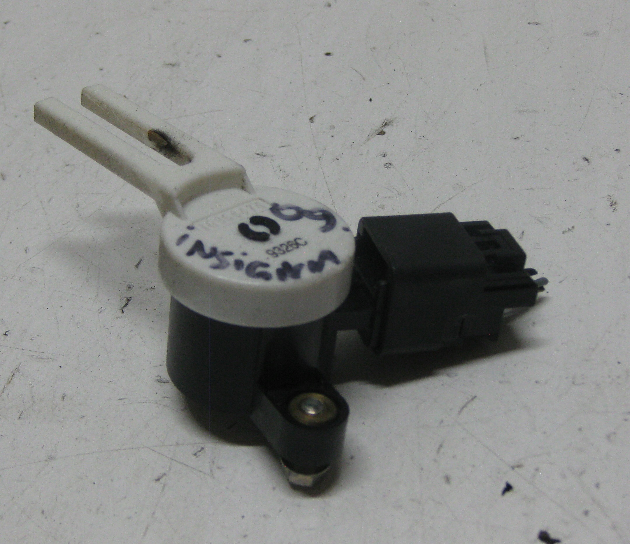 OPEL INSIGNIA A Sensor SENSOR PEDALU Bremse 10366474