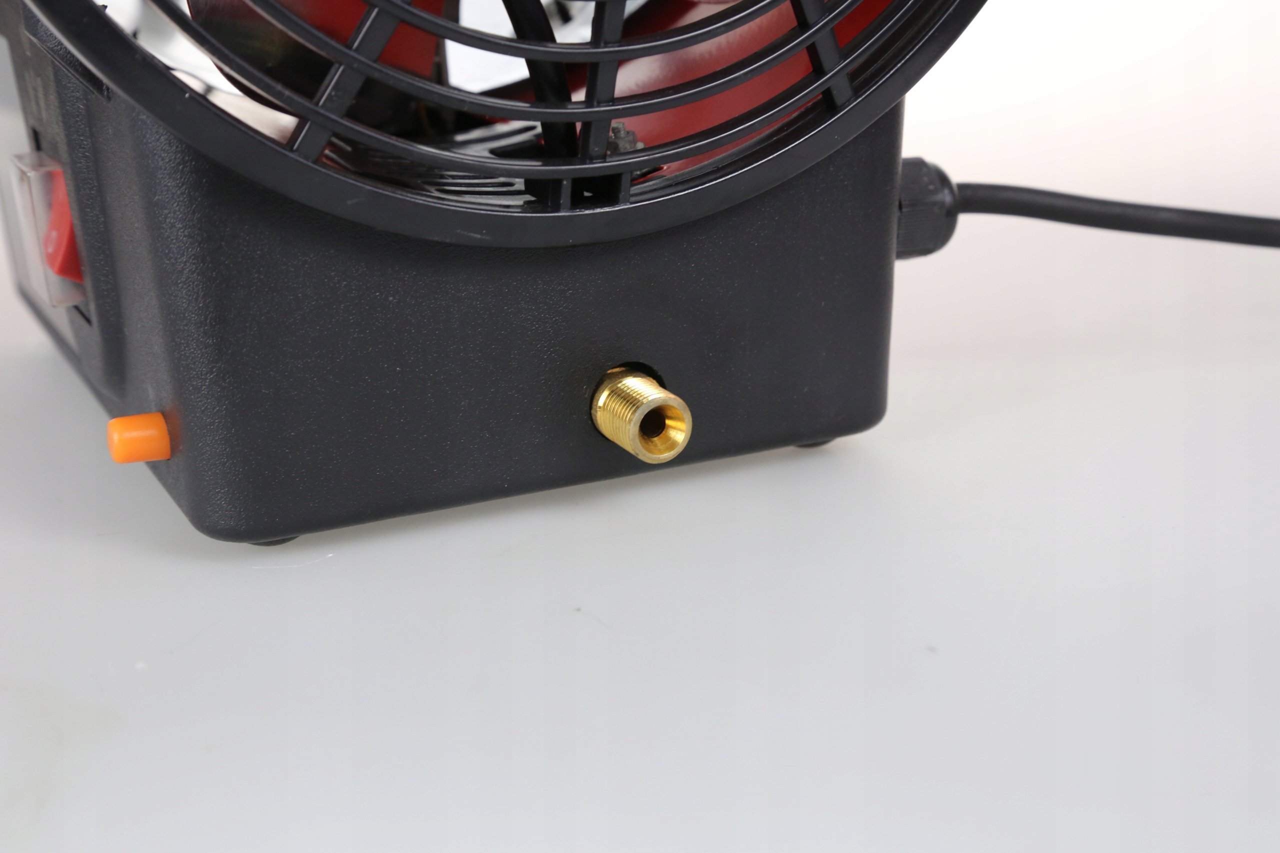 Nagrzewnica gazowa z reduktorem 10,9kW Model HNB-10