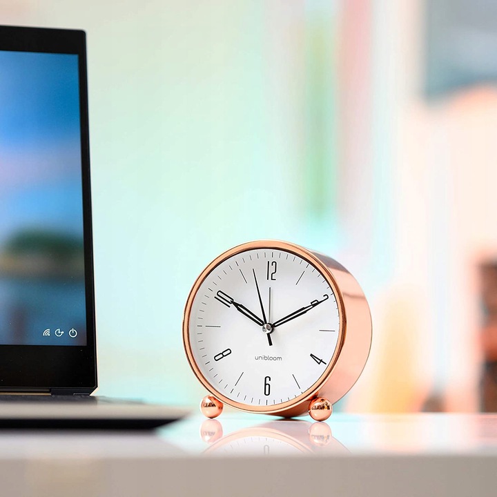 BUDZIK ZEGAREK BEZGŁOŚNY CICHY ZEGAR BEZ TYKANIA Kod producenta gold01