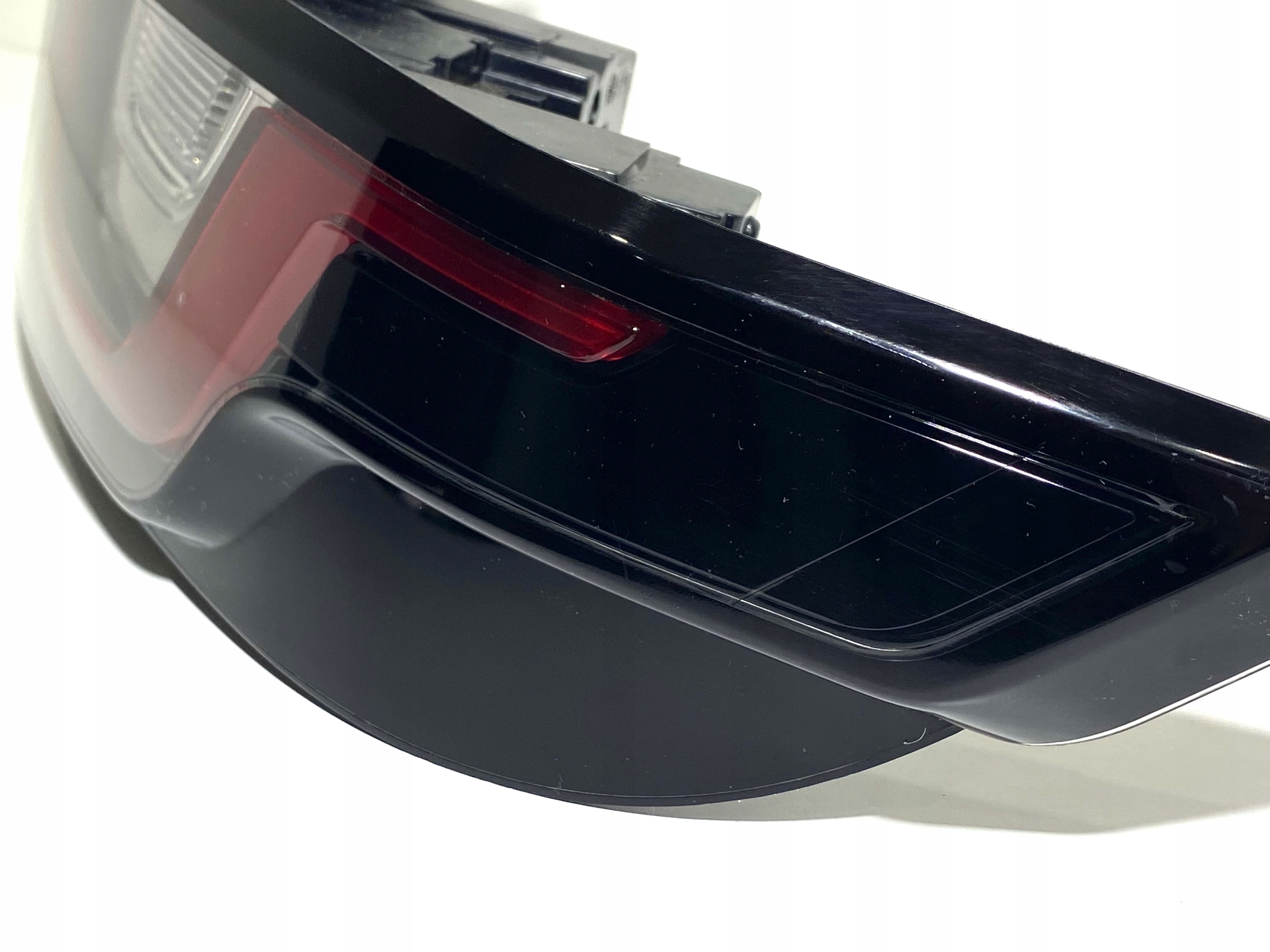 фонарь Range Rover Evoque LR116203 правый