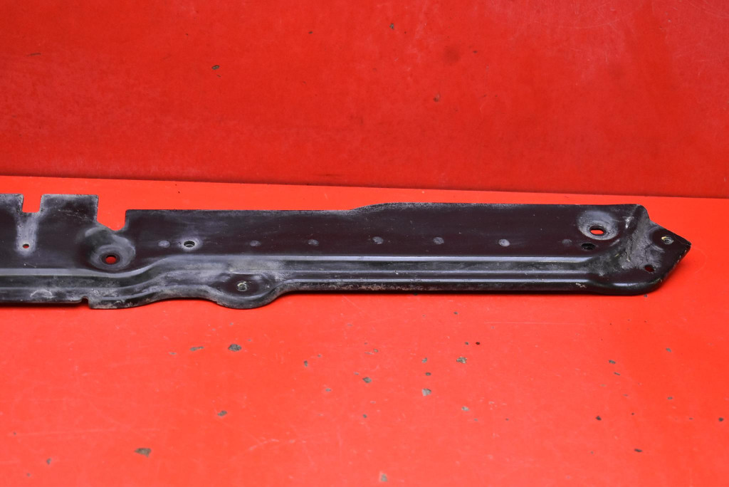 Console Support plaque Radiateur 1452325-01-B TESLA MODEL Y 78,4 kWh 514 KM 20