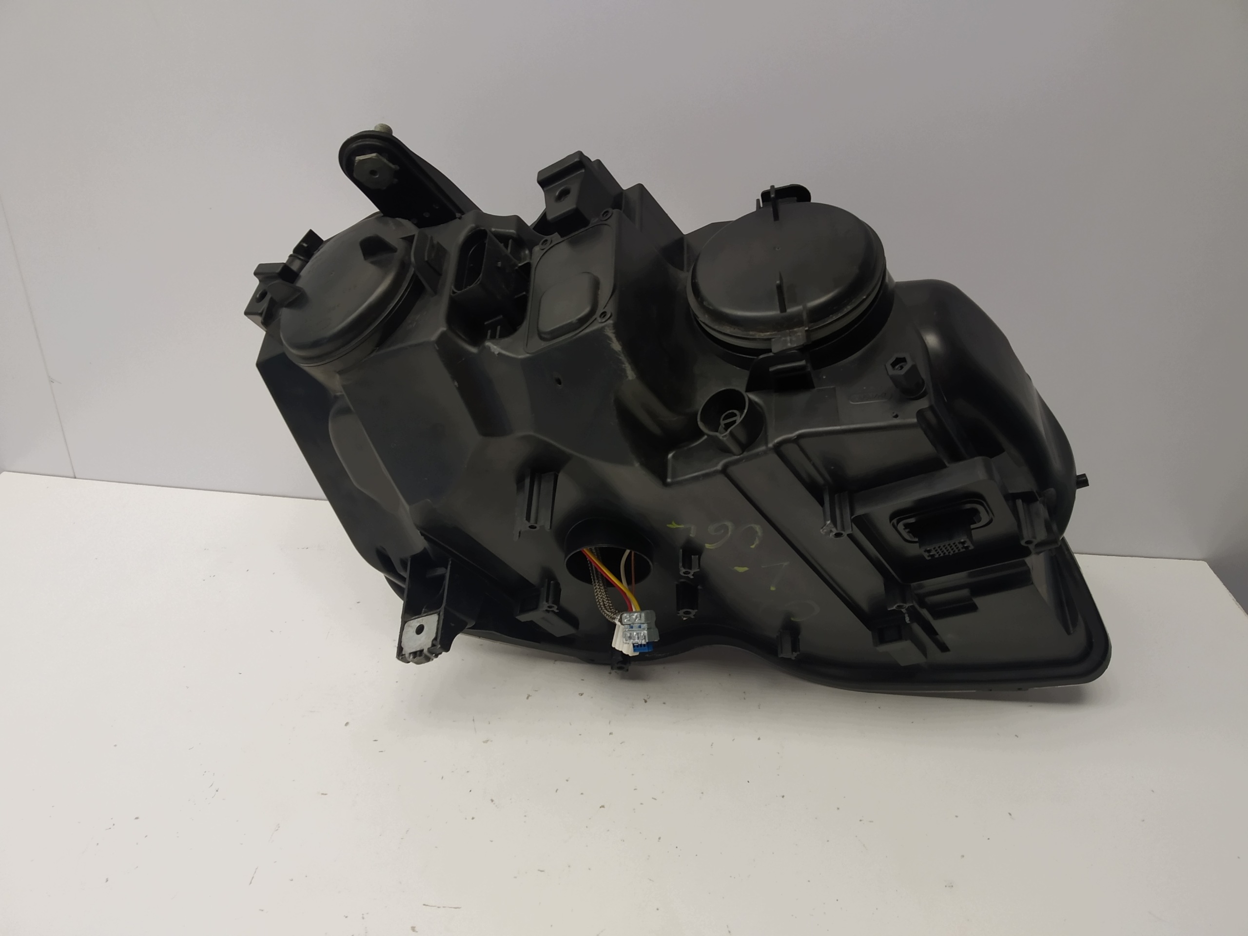 2008-2014r Mercedes GLK reflektor light front left Bi Xenon positioning X204