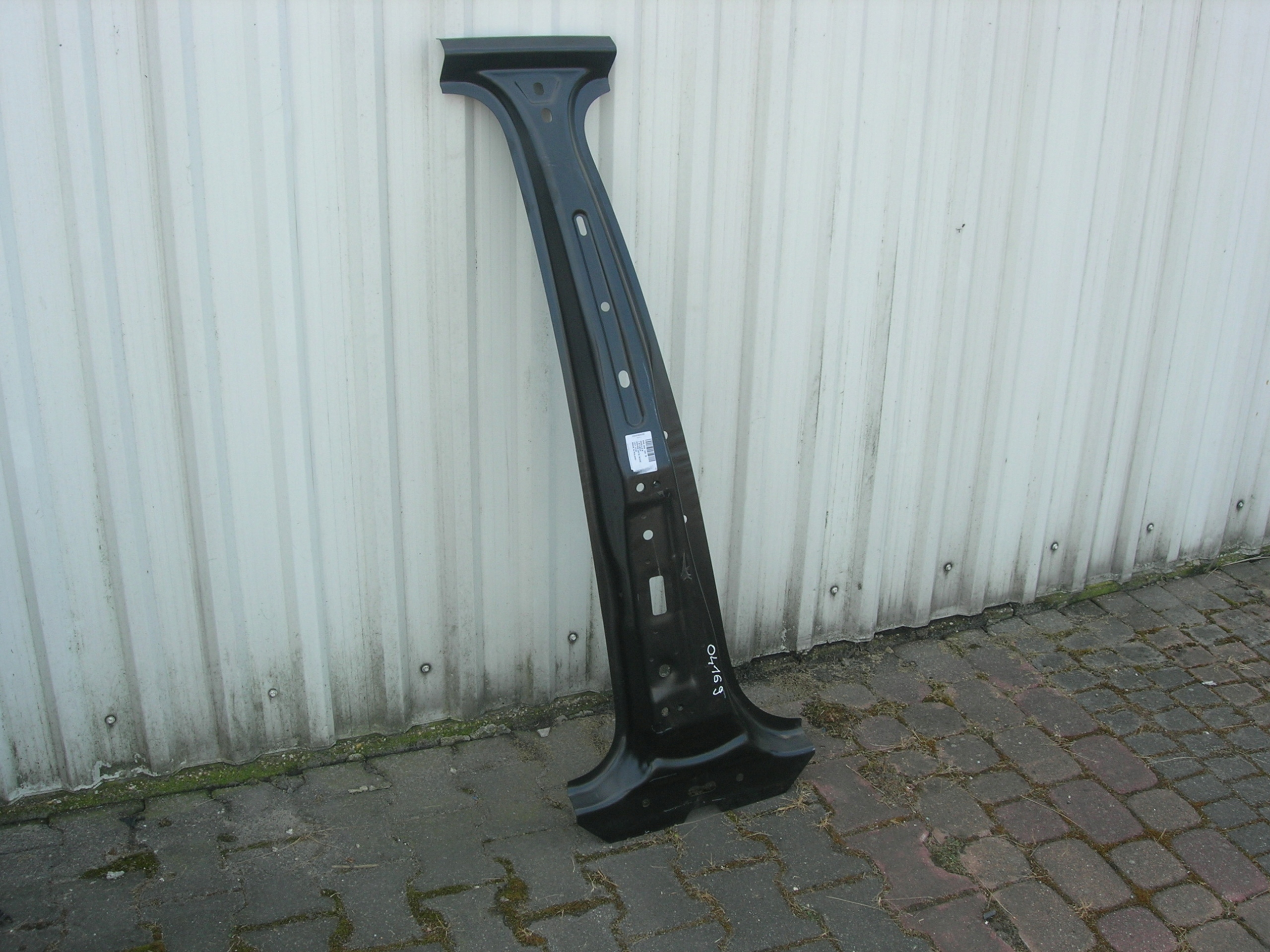 SŁUPEK WEWNĘTRZNY PRAWY VW TIGUAN II 5NA809220B*