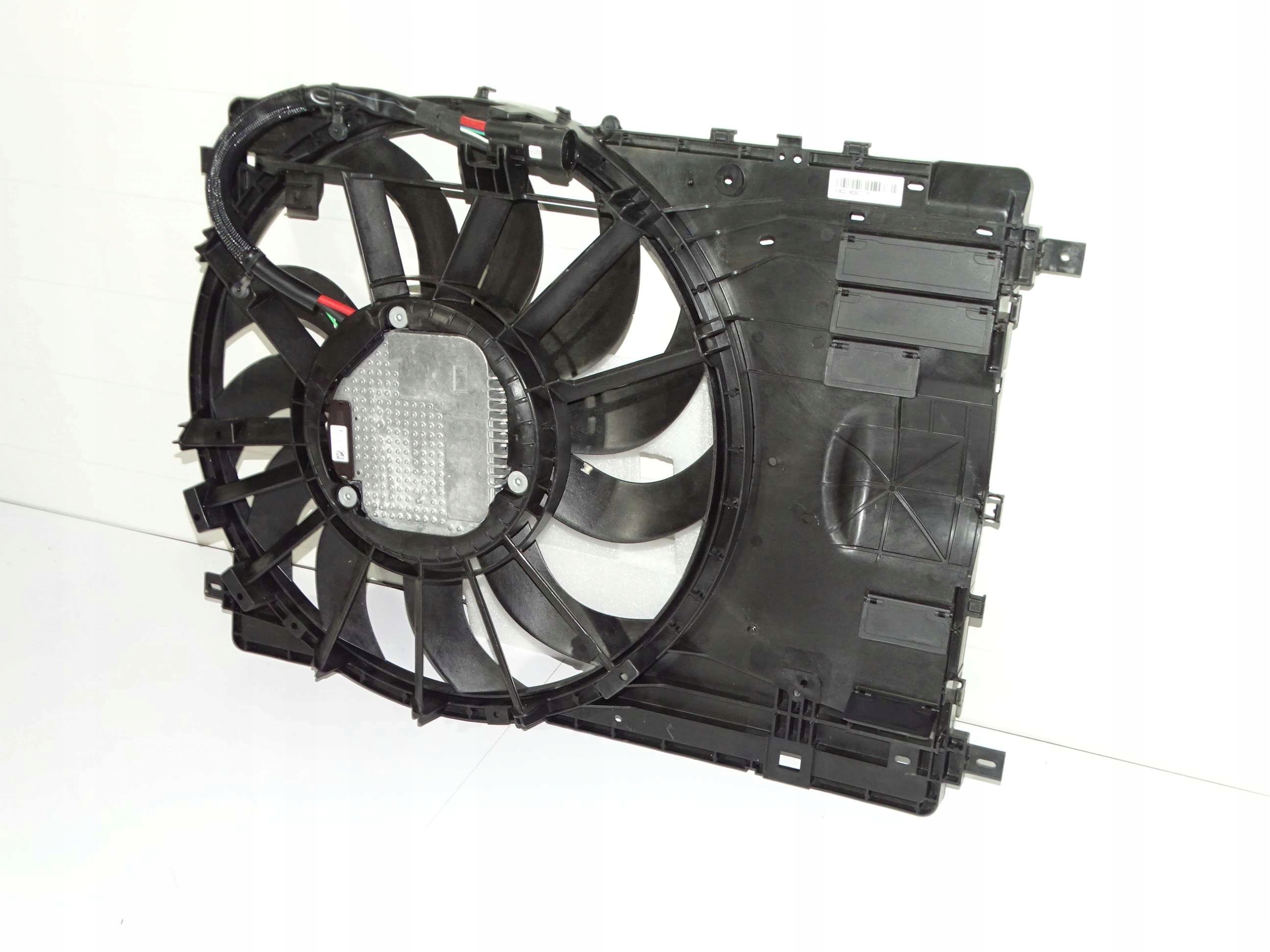 NOWY wentylator chłodnic NEW EVOQUE 2.0 K8D28C607C Numer katalogowy części LR144531GEN