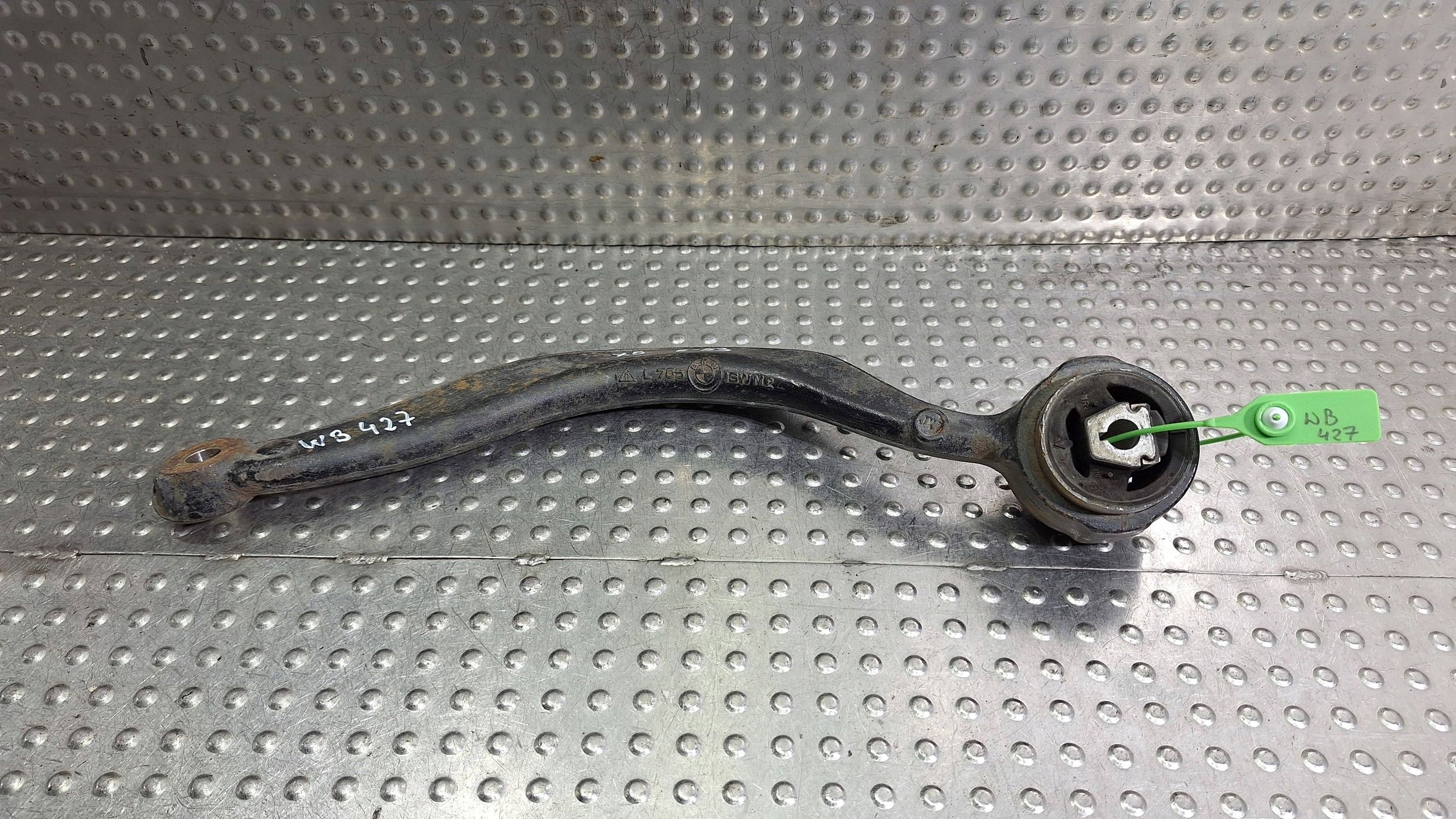 arm left front upper BANAN 6769717 BMW X5 E53