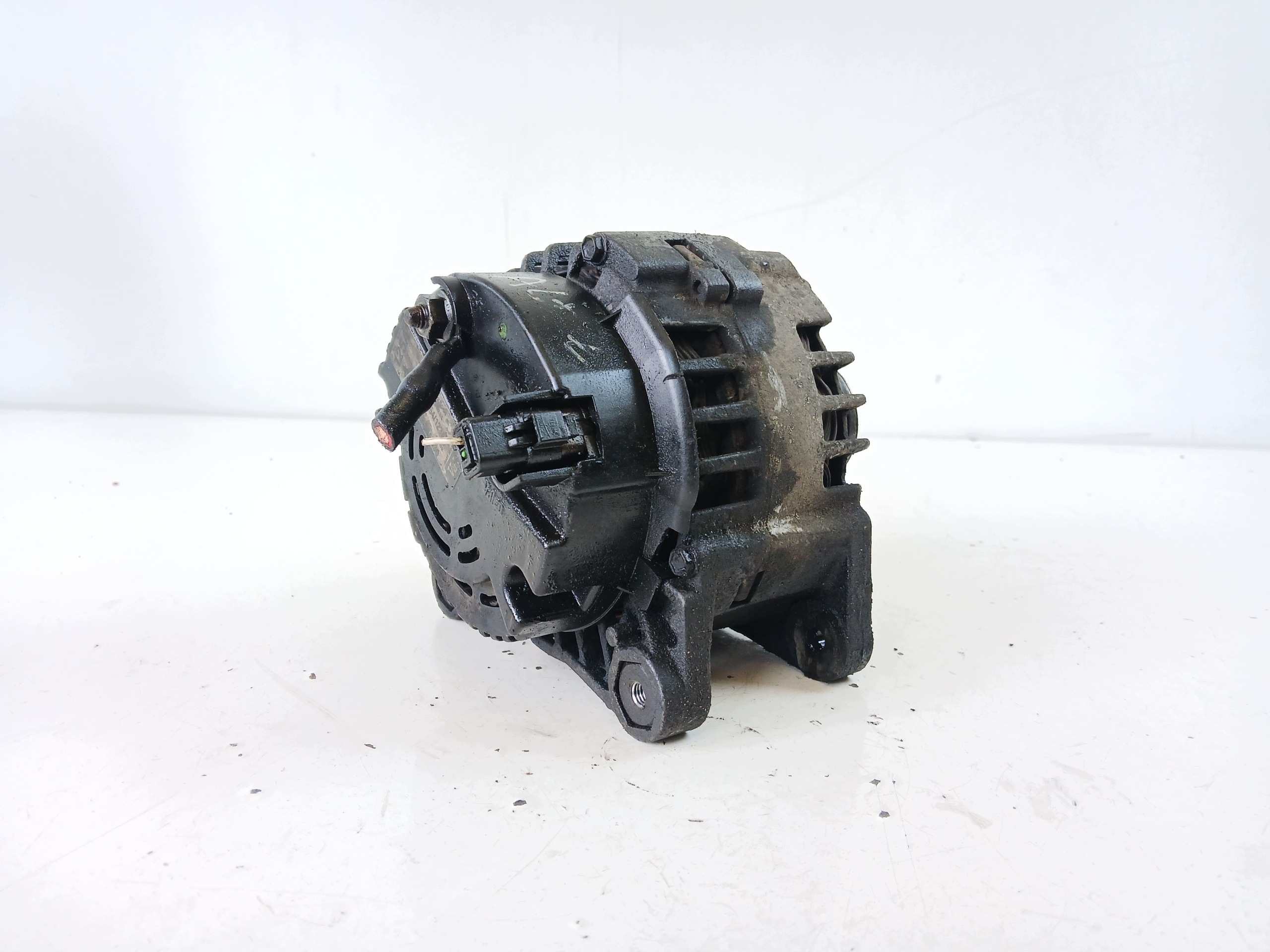 OPEL VIVARO e 1.9 D alternatore 8200086130 125A