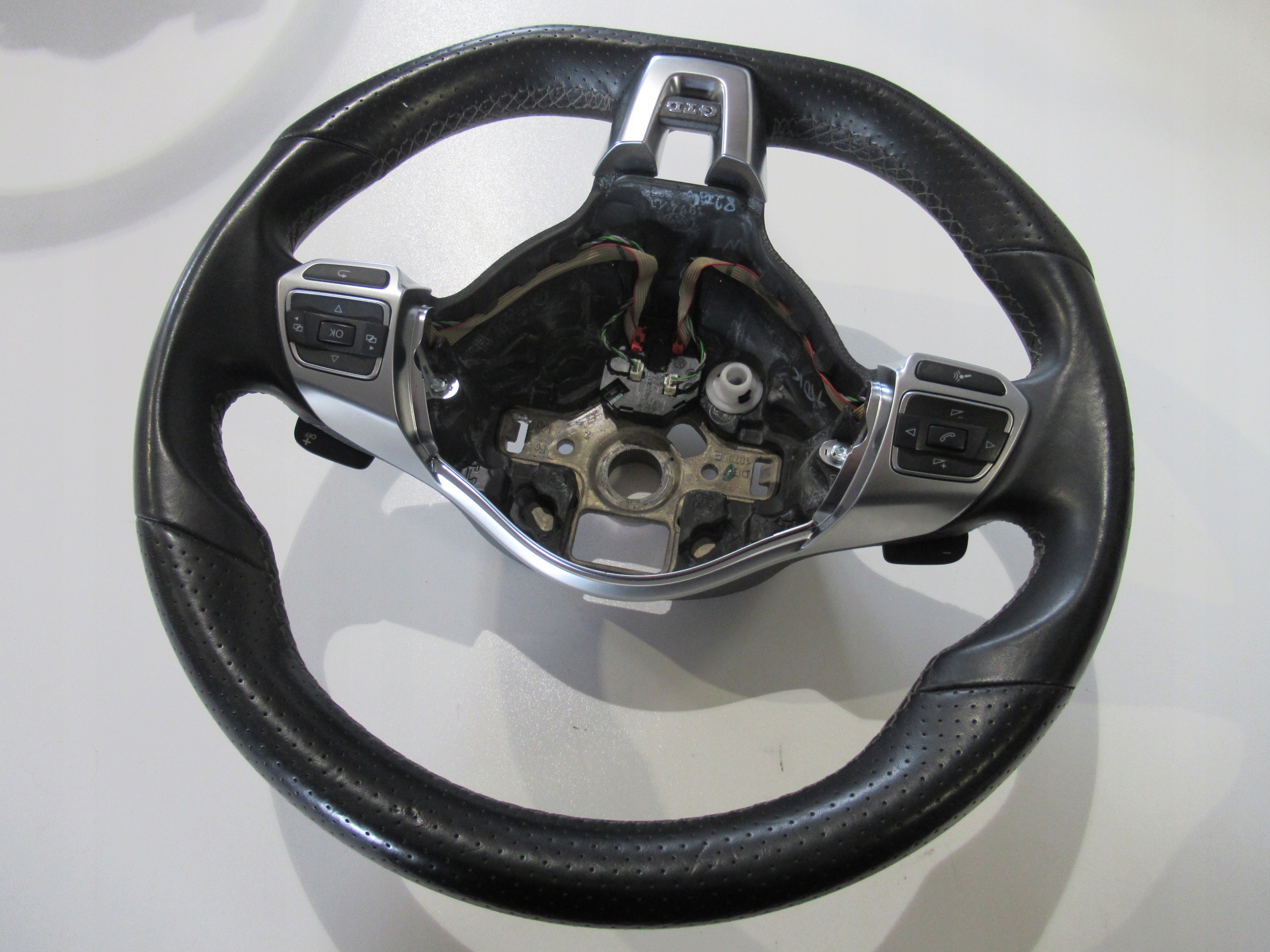GOLF VI 6 GTD DSG steering wheel, MULTIFUNKCJA with shifting