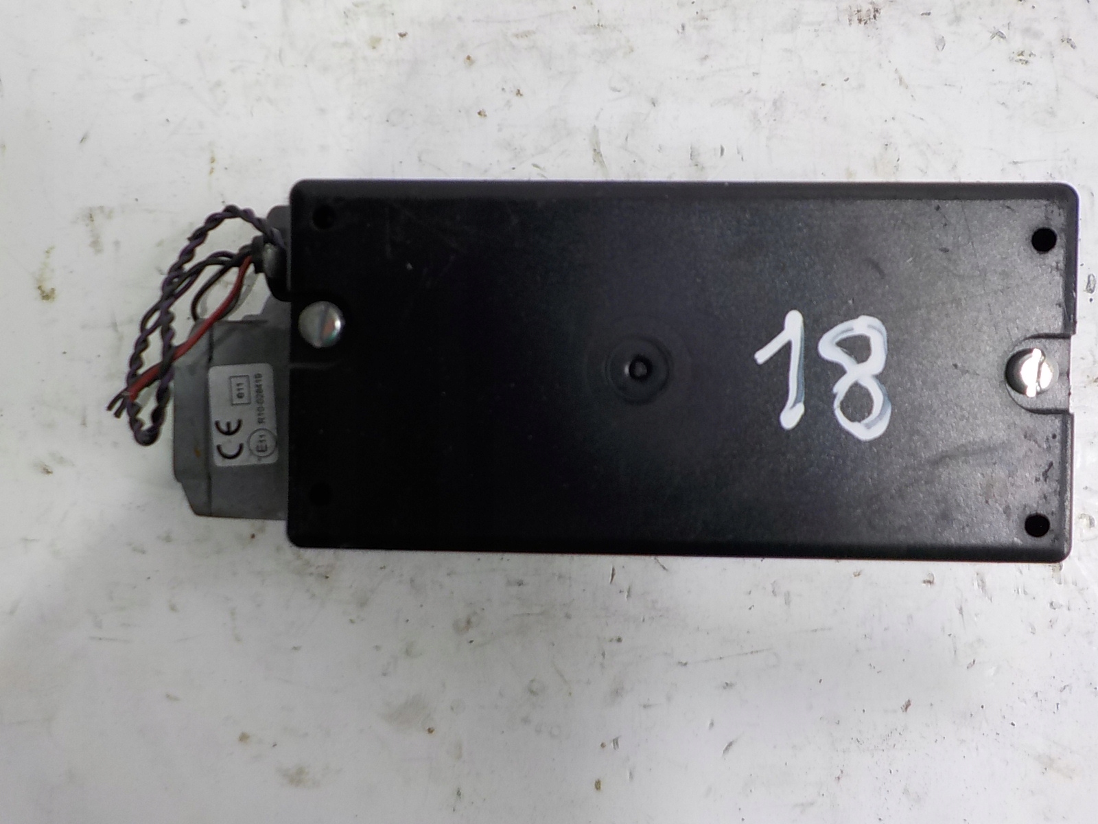VOLVO XC90 and module control unit TELEFONU R10-028419