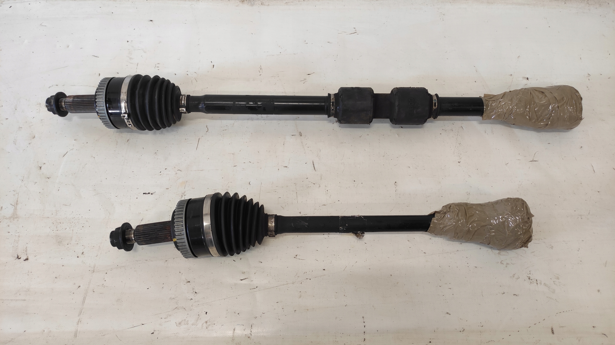 SPORTAGE III IX35 semi-axis semi-axis left right 1.7CRDI