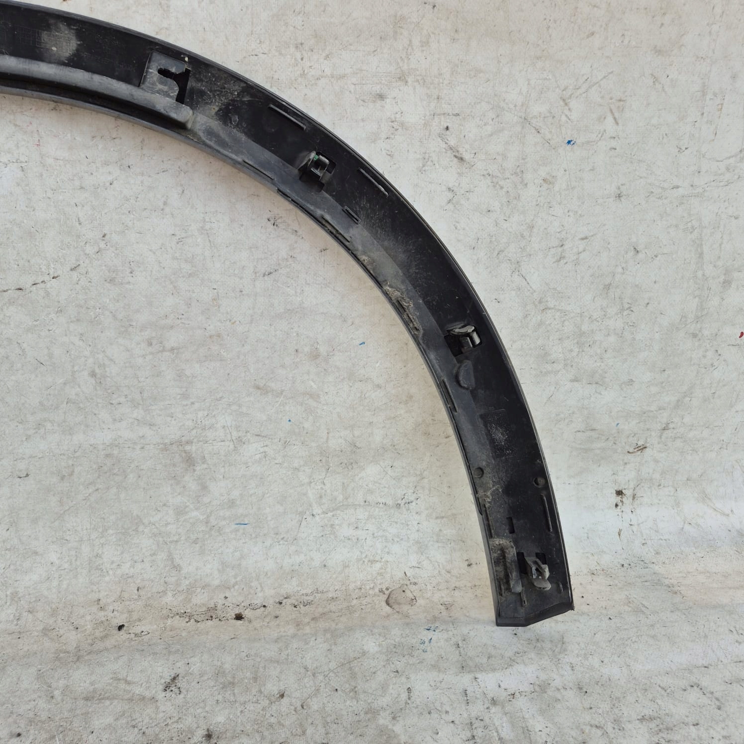 CUPRA FORMENTOR 20-> moulding cap left front
