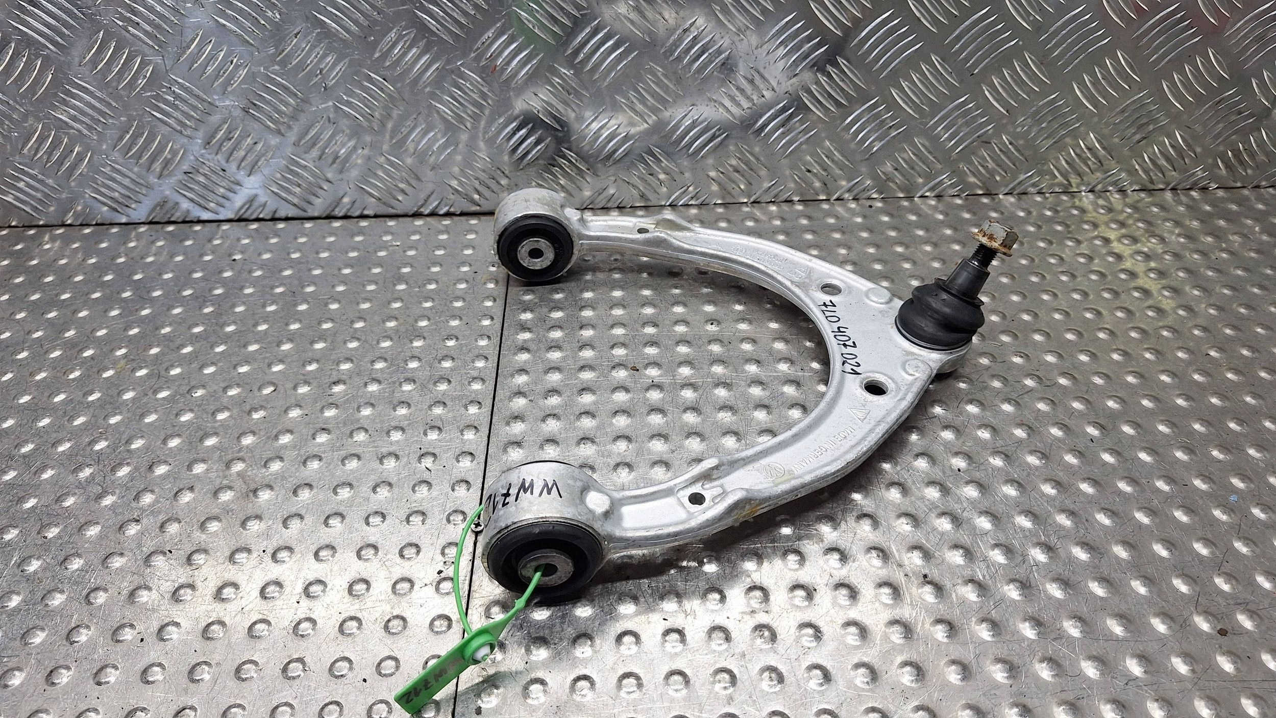 arm right left front 7L0407021B AUDI Q7 4L TOUAREG 7L