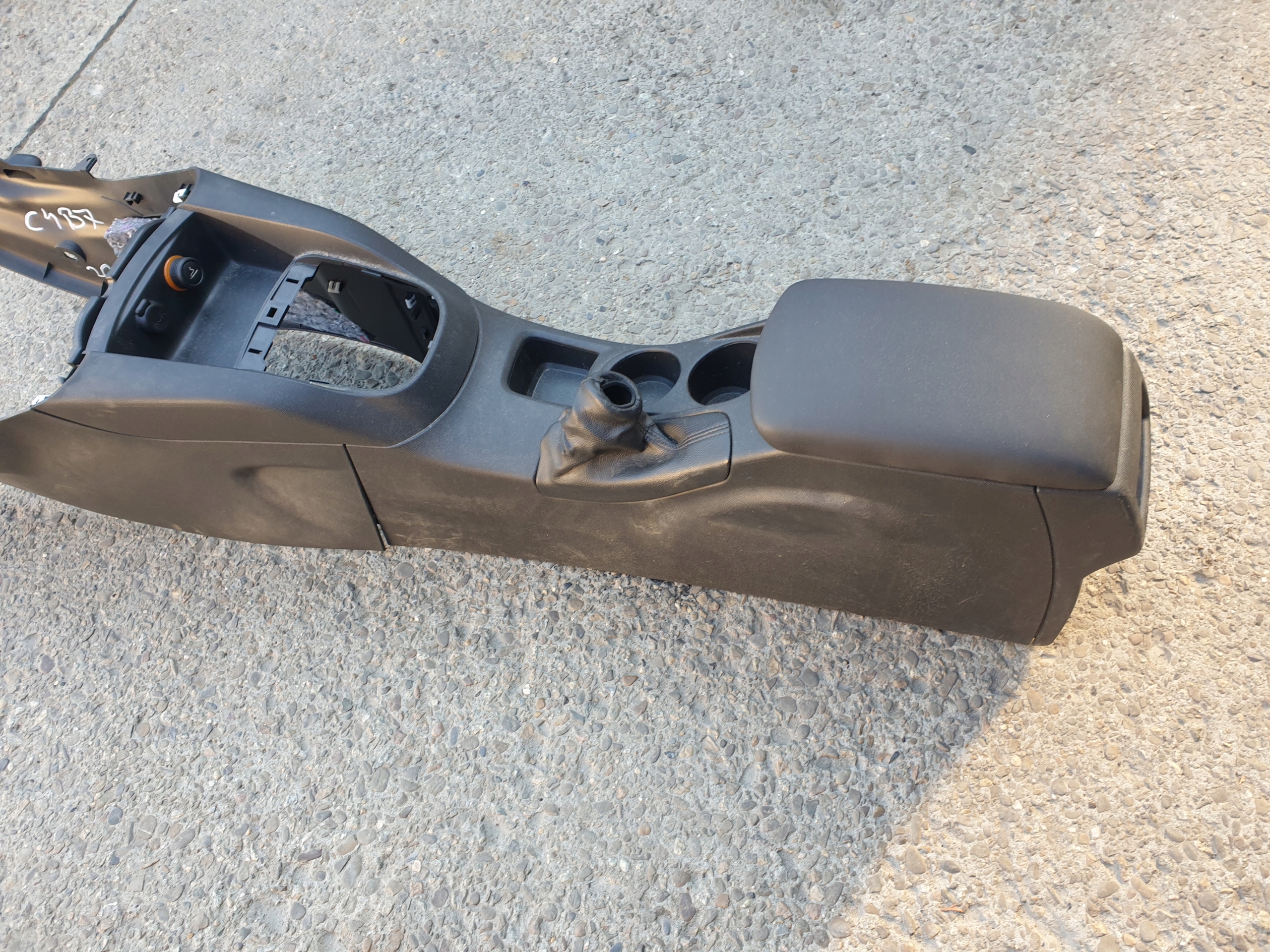 armrest TUNEL console CITROEN C4 II B7 2010-2017