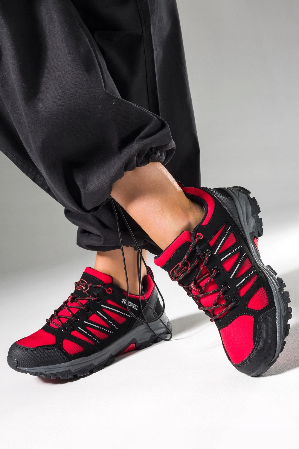 TREKKINGOWE BUTY SPORTOWE SOFTSHELL CZERWONE SZNUROWANE KOMFORTOWE r 41 Marka Casu