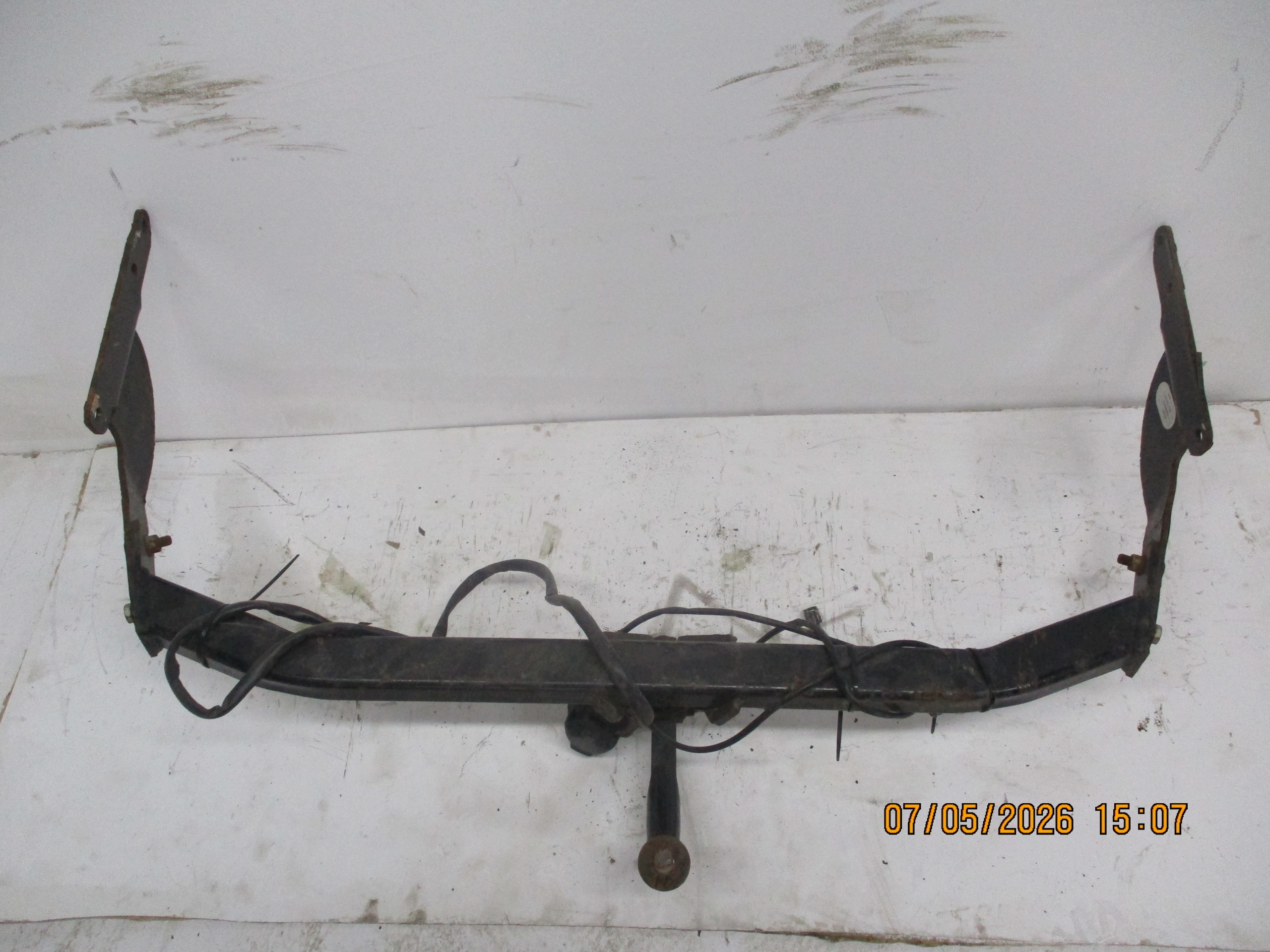 bumper support towing RENAULT SCENIC IV