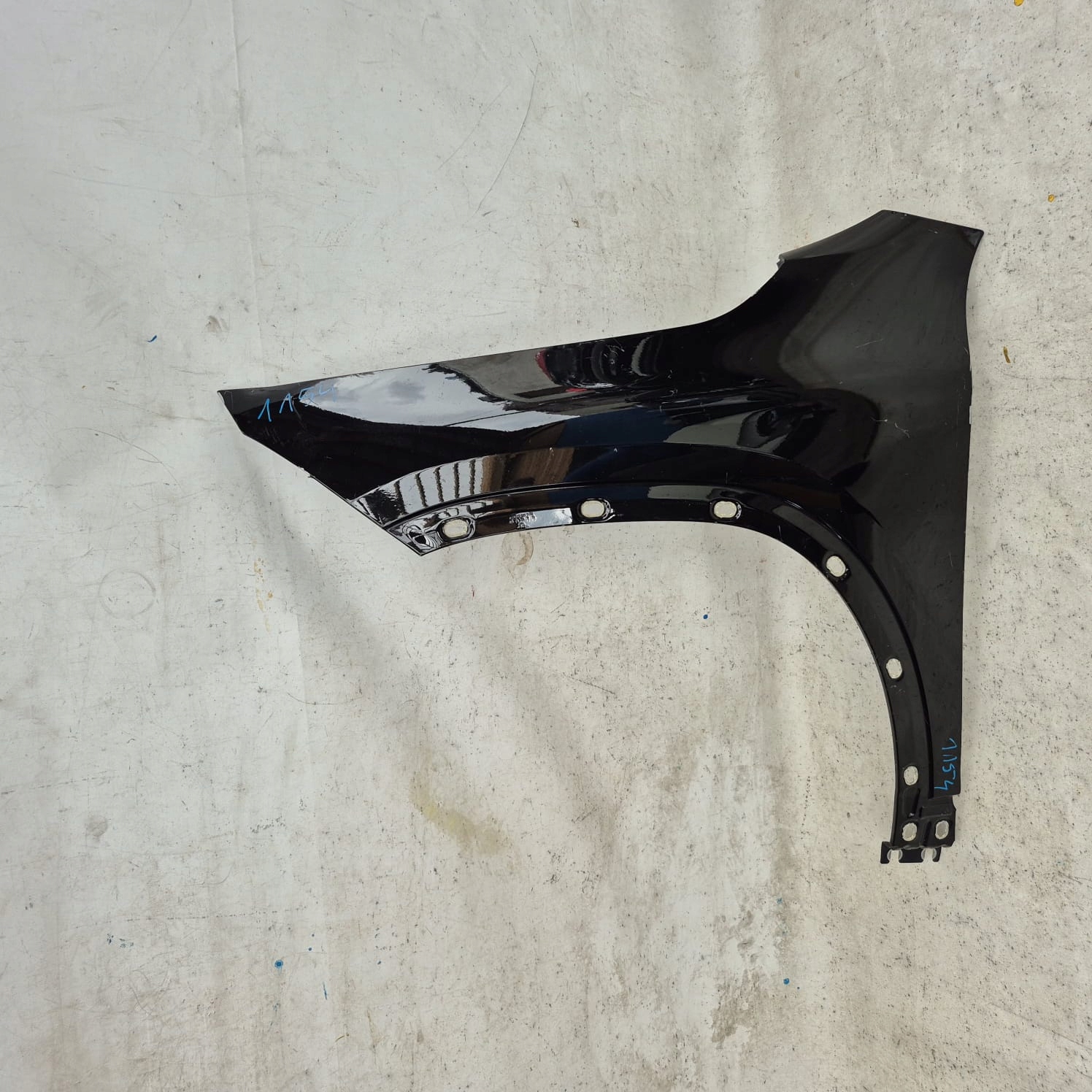 MERCEDES GLA II 2 H247 19-> fender front front left