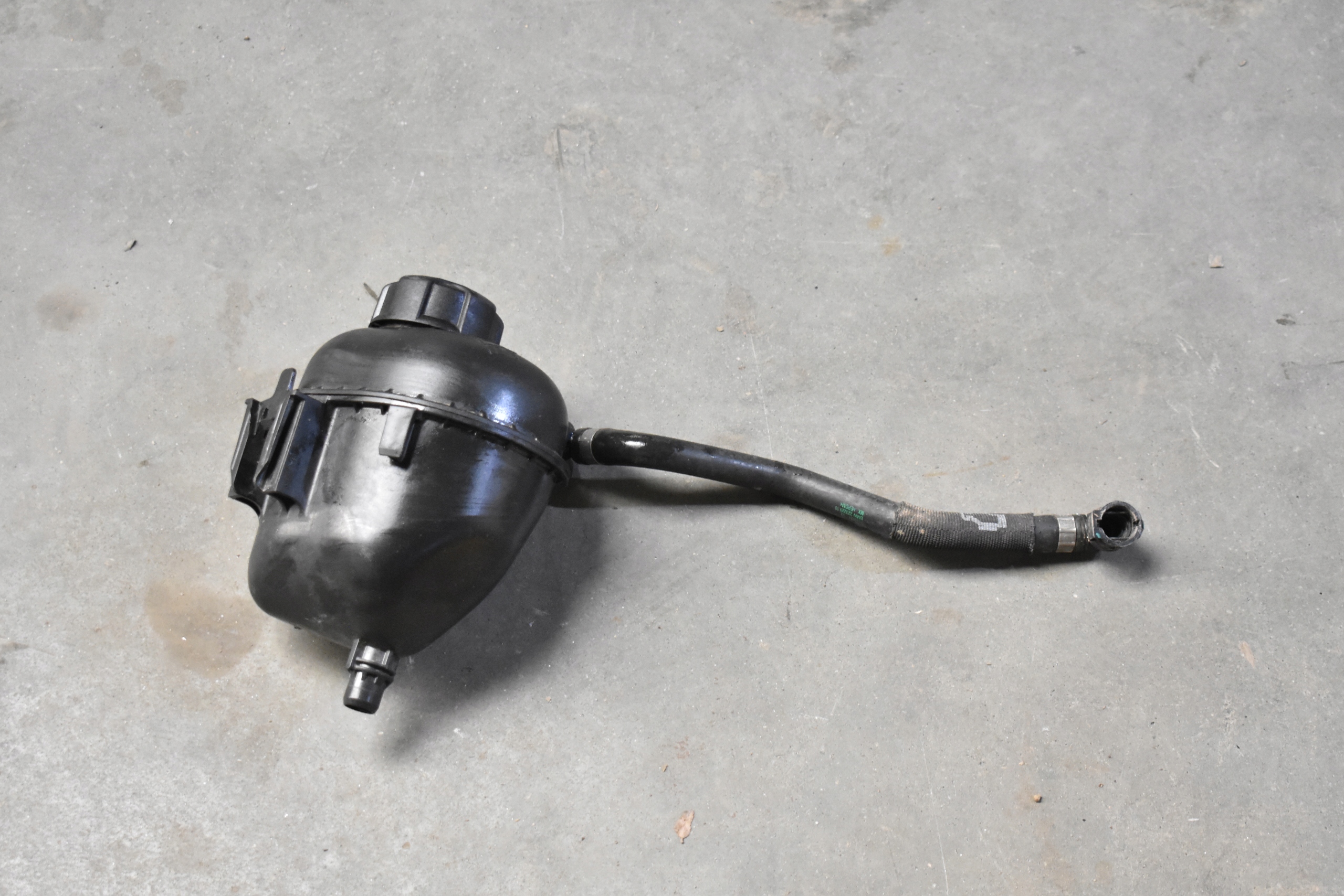 IDEALNY serbatoio LIQUIDO BMW G01 G02 1