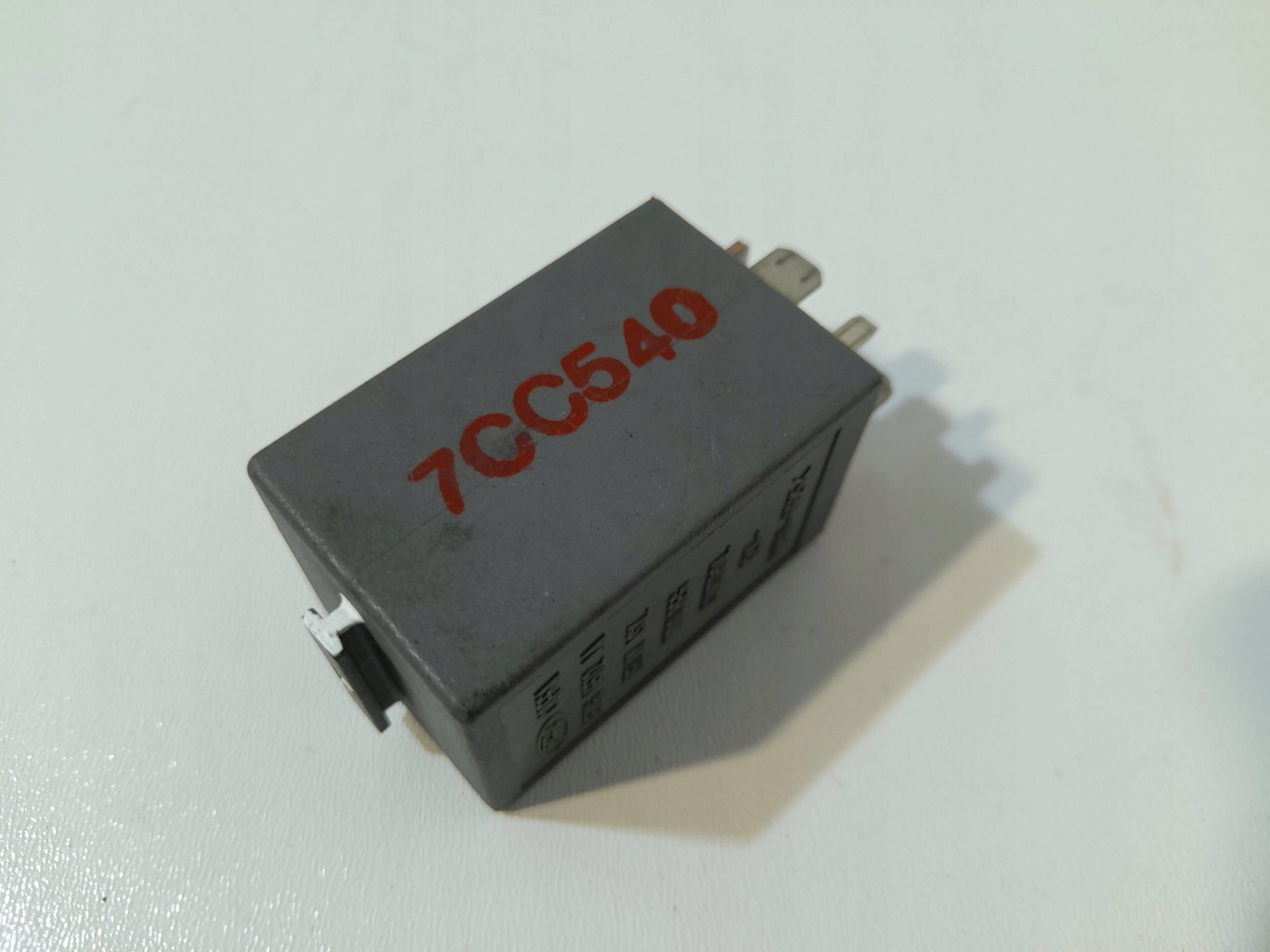 Ford Mondeo MK II 1998 relay 95BG14512AA (P238)