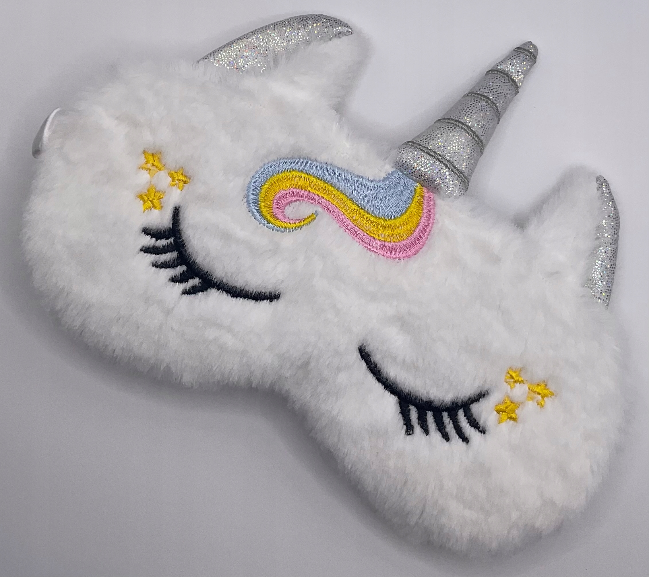 OPASKA NA OCZY MASKA DO SPANIA SNU RELAKSU JEDNOROŻEC BIAŁY TĘCZA PLUSZOWY Materiał dominujący poliester