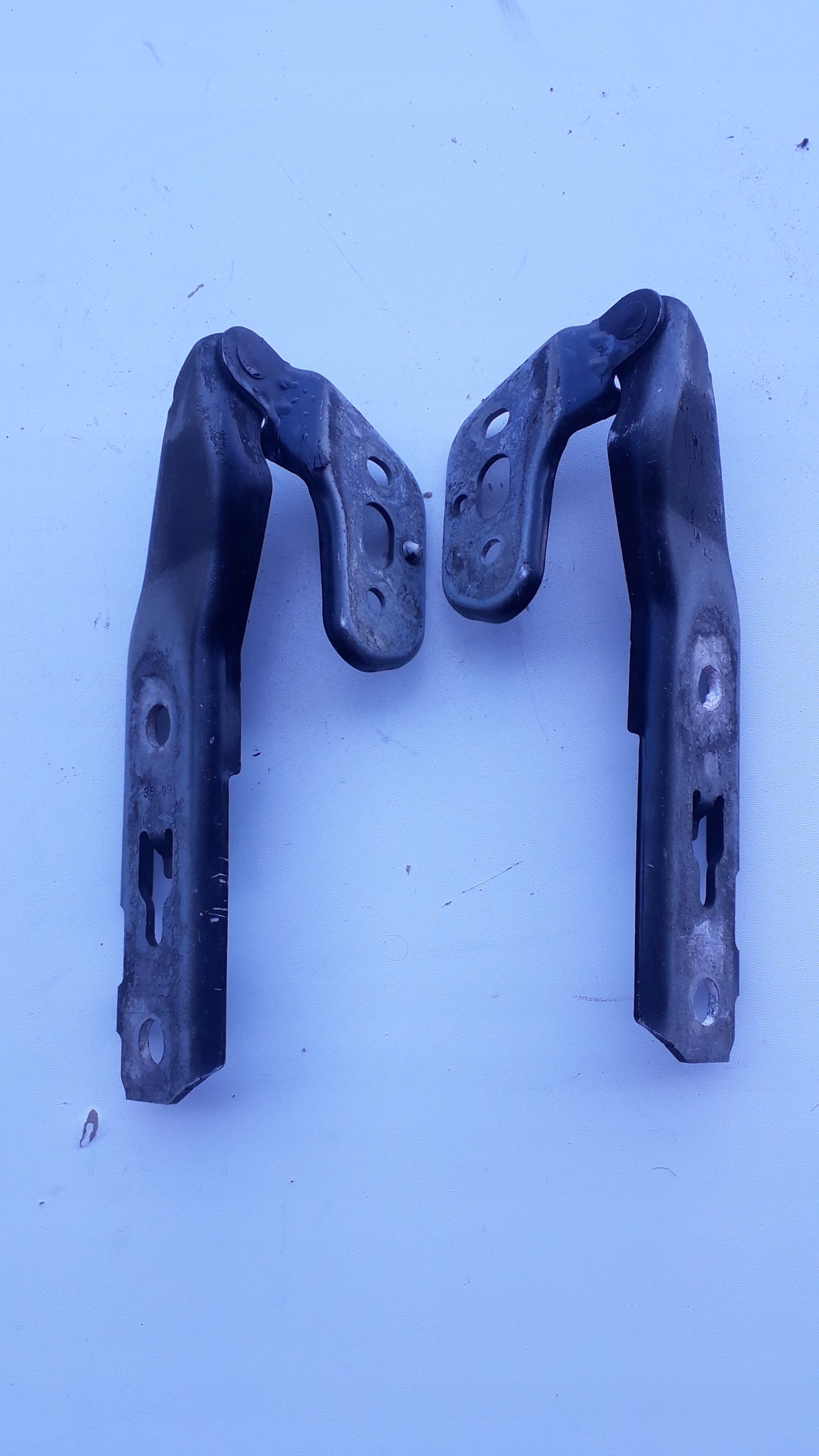 AUDI A6 C6 bonnet hinges KOMPLET left right