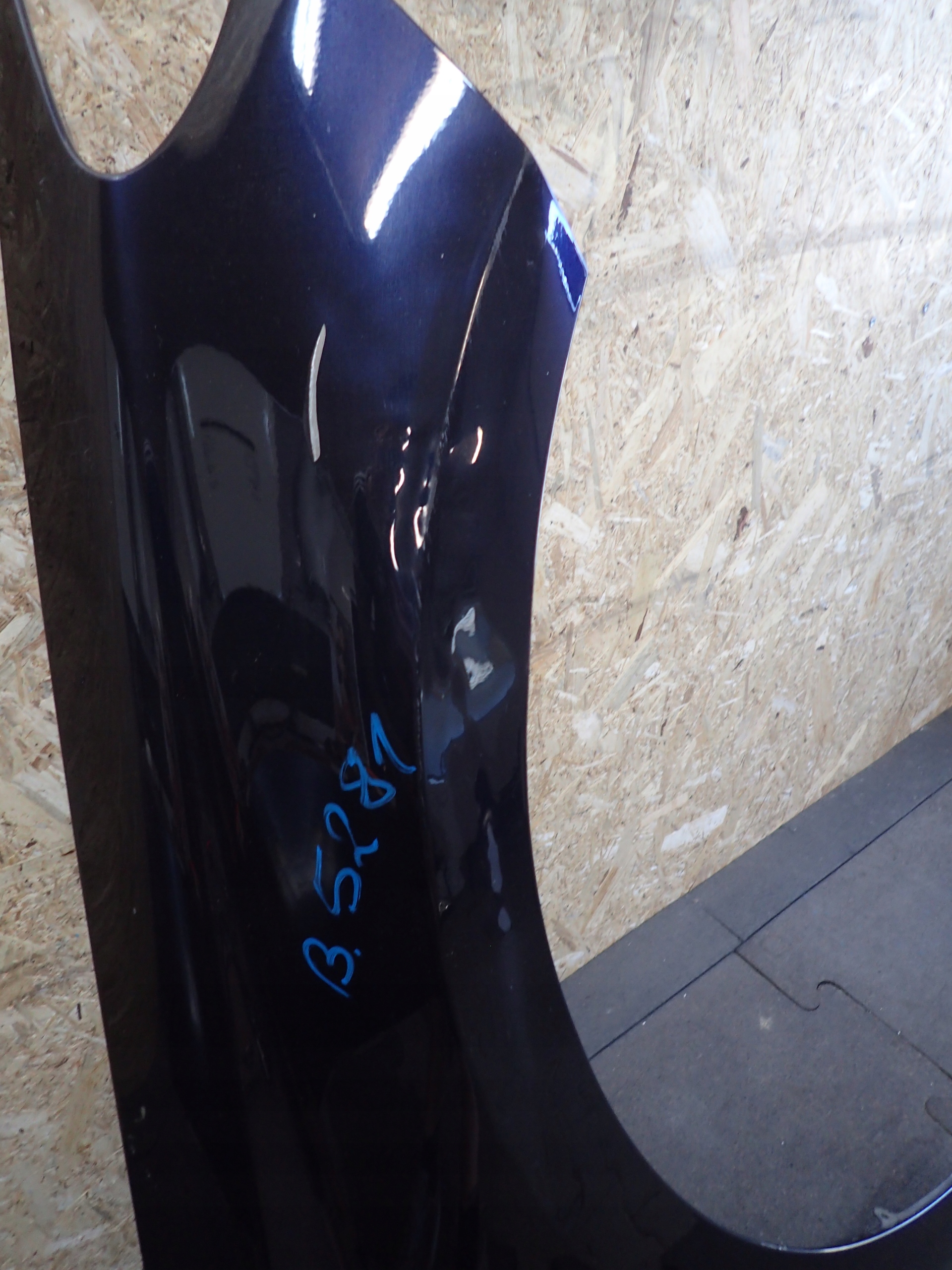 FENDER FRONT RIGHT BMW V 5 GT F07