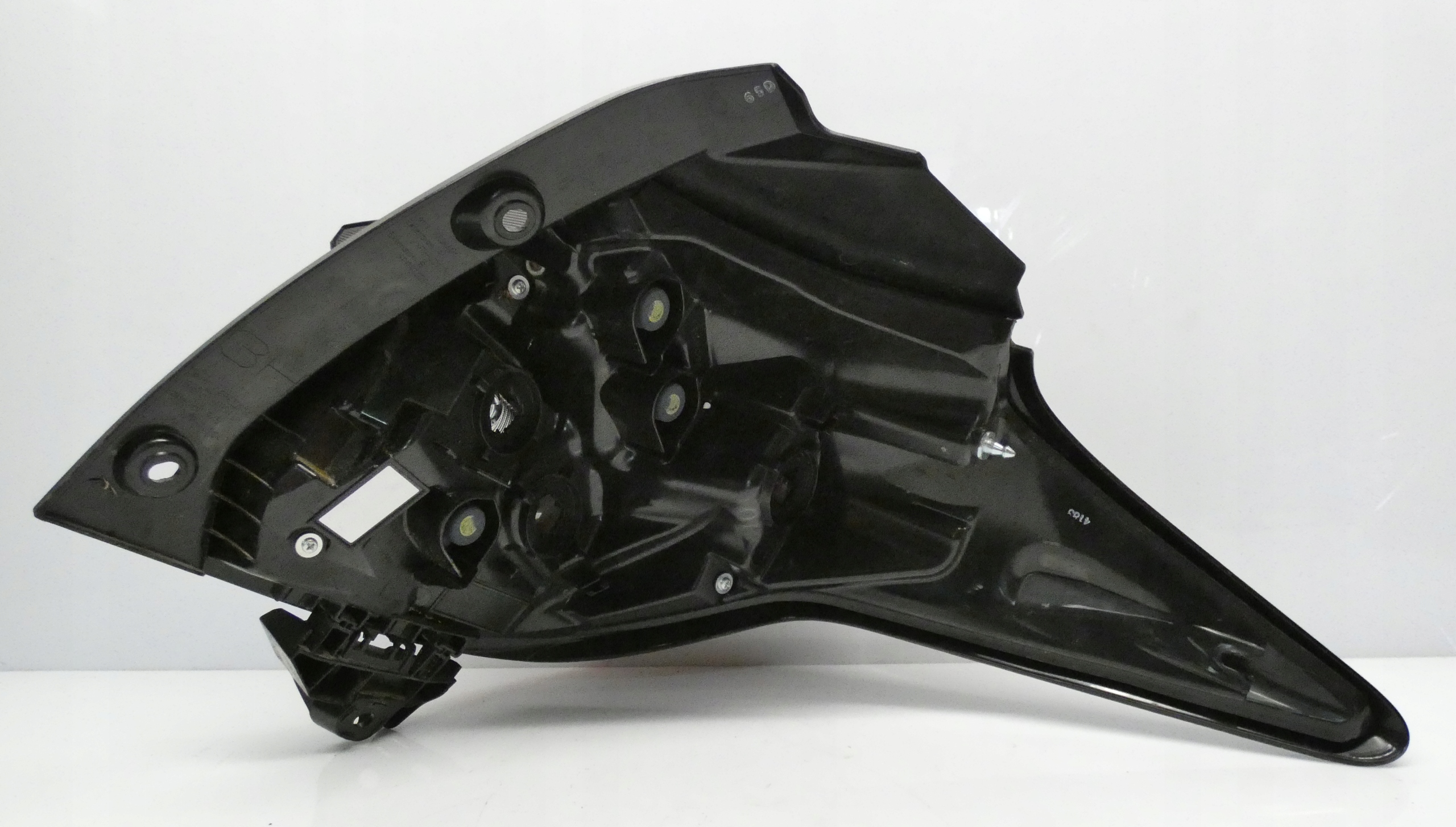 TOYOTA YARIS IV 4 KOITO KO-12 2020- light left rear part rear