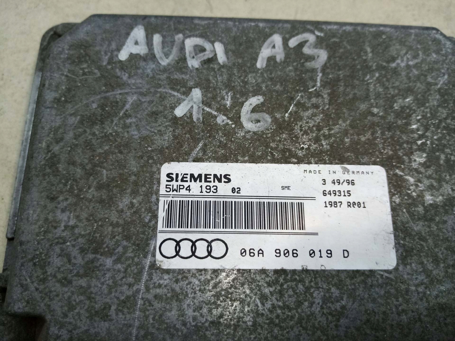 Centralina Motore AUDI A3 1.6 06A906019D