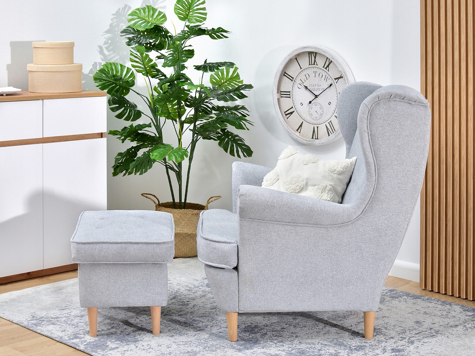 SKANDYNAWSKI PODNÓŻEK DO POKOJU MALMO JASNY SZARY Typ tapicerowana