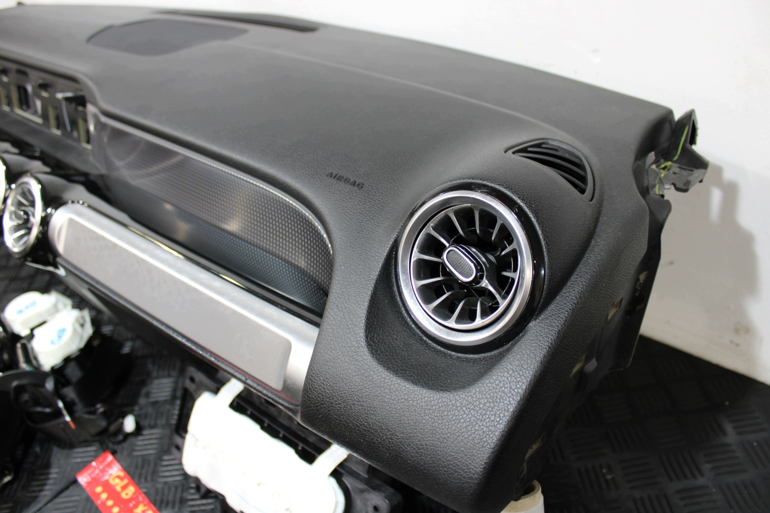 dashboard console airbag airbags MERCEDES GLB X247