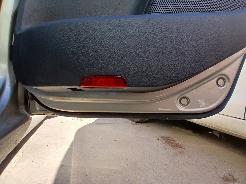 door rear. right VW GOLF 5 KOMBI NR LAK LD1W