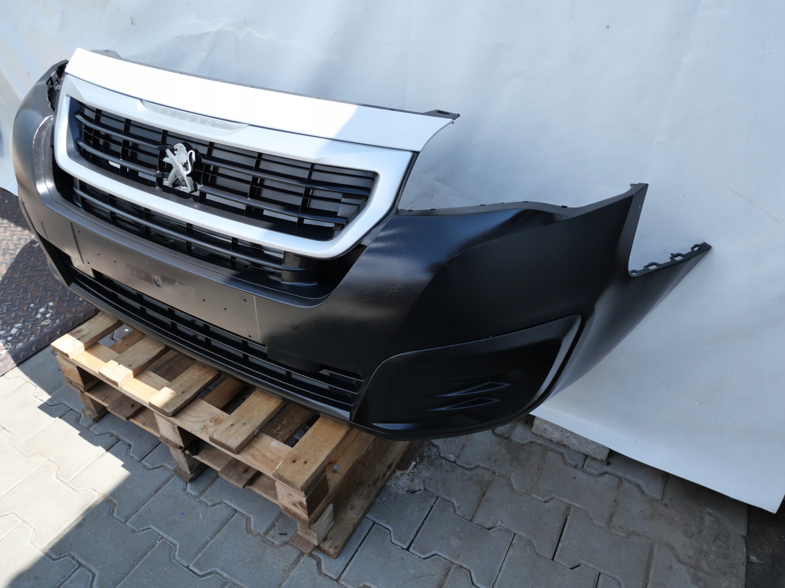 bumper front front PEUGEOT PARTNER IV 4