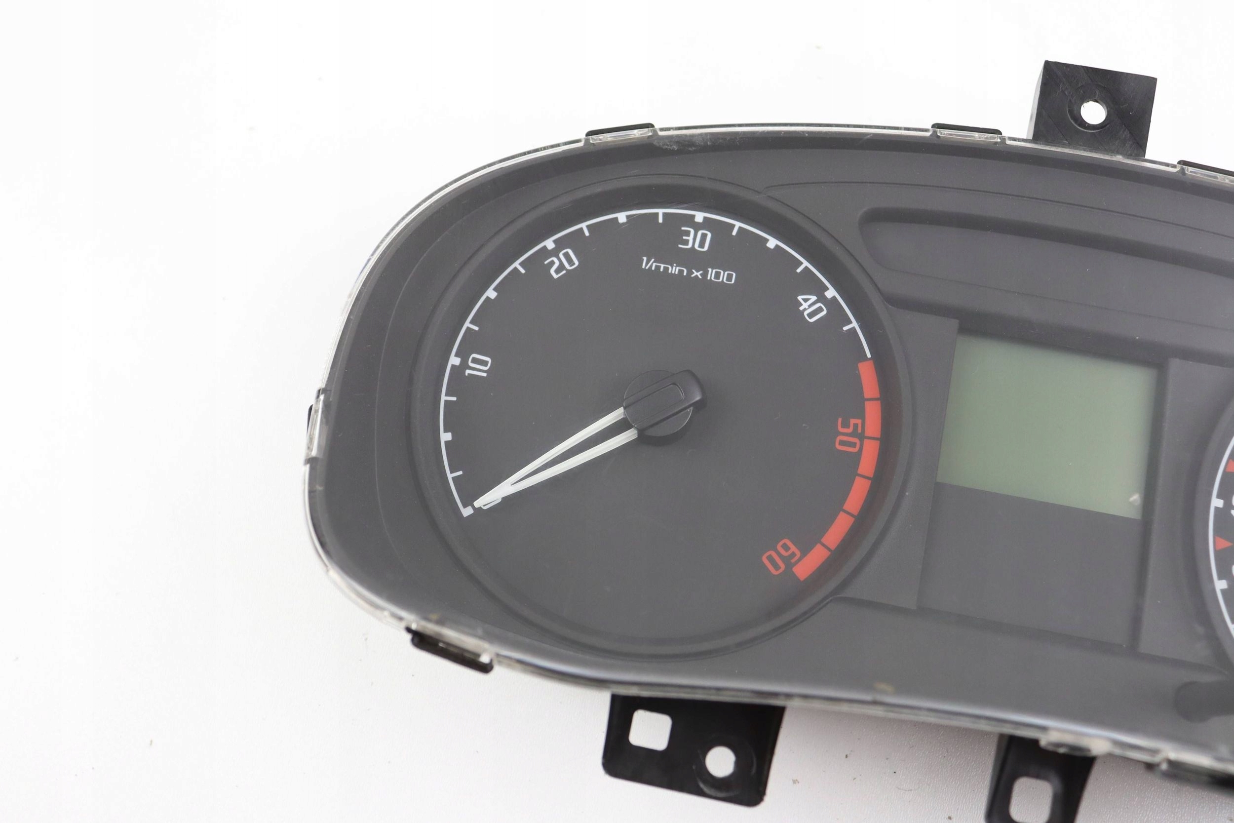 SKODA FABIA MK2 II dials dials PREDKOSCIOMIERZ DIESEL 5J0920801C