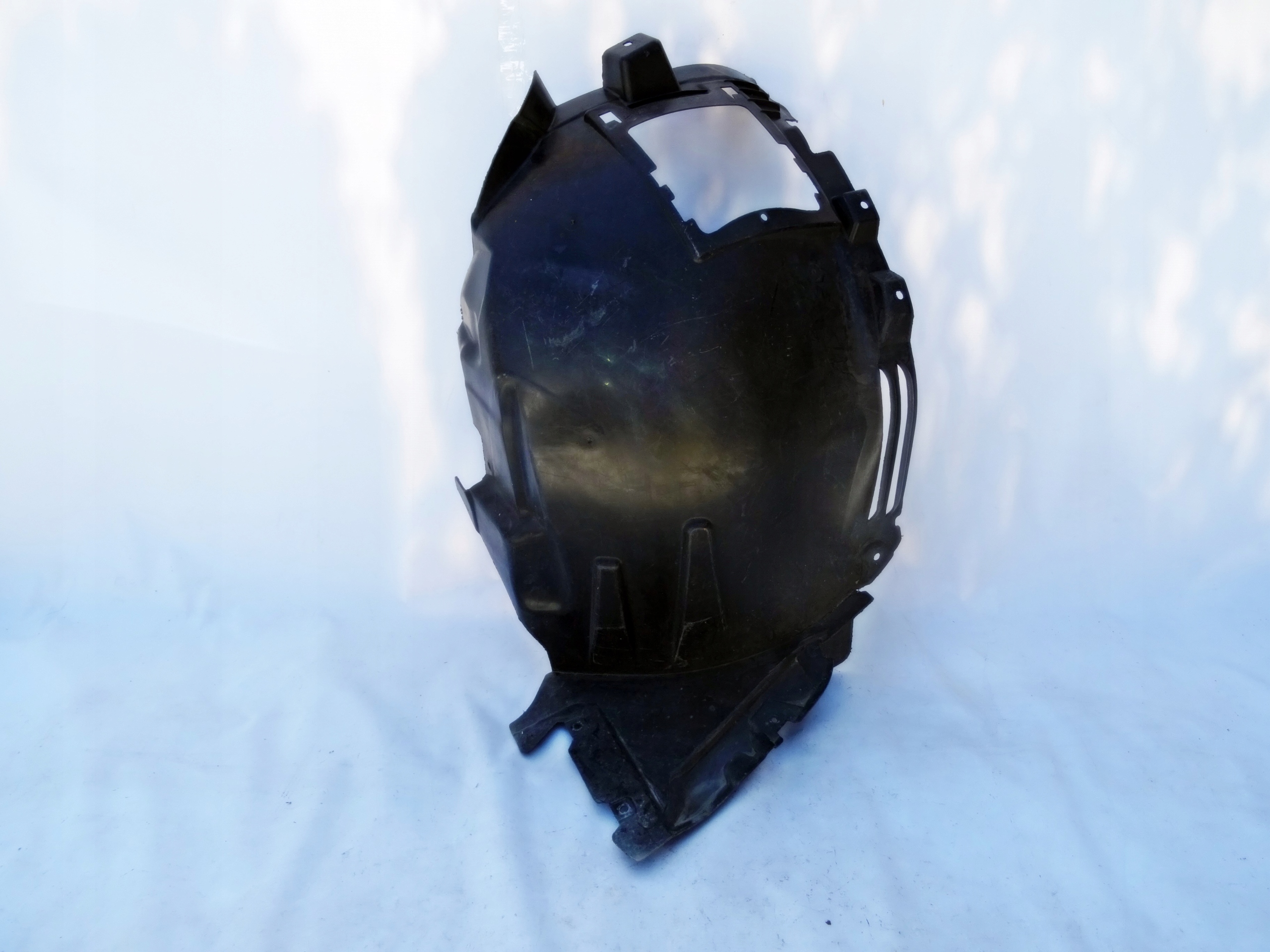 NADKOLE PRZEDNIE LEWE MERCEDES W166 A1668802805