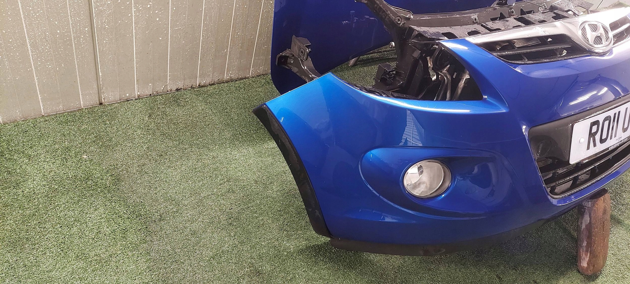 bumper front HYUNDAI I20 08-12 LAK: U6